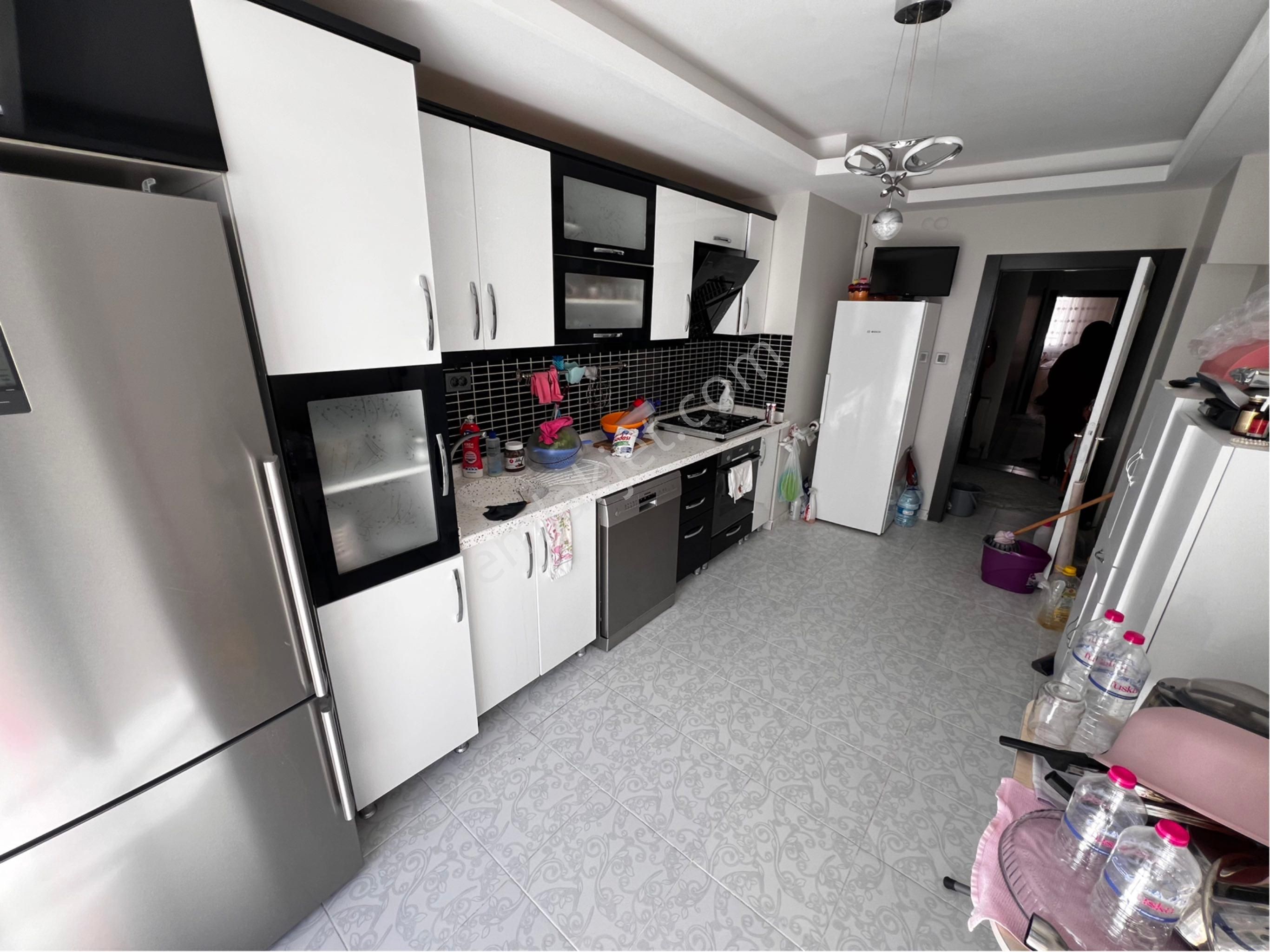 Karapürçek’te Diş Hastanesi Yanı 3+1 Orta Kat Asansörlü Daire