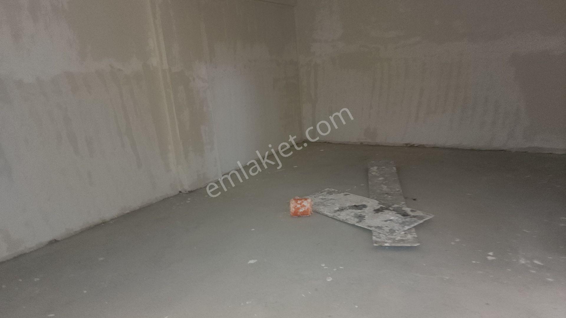 Karaca'dan Beybes'te Sıfır 7+1 Tribleks Villa - Görsel 19