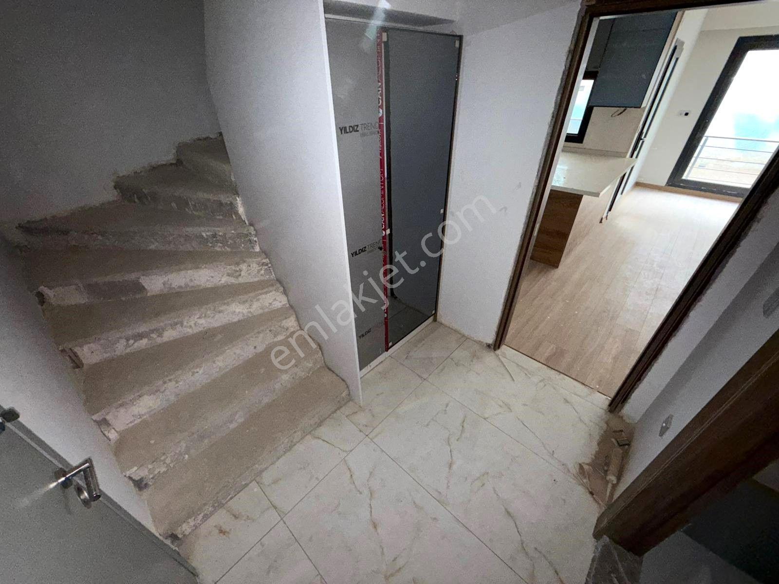 Parla'dan Kazdağı Manzaralı Site İçinde Bahçeli 2+1 Dublex - Görsel 5