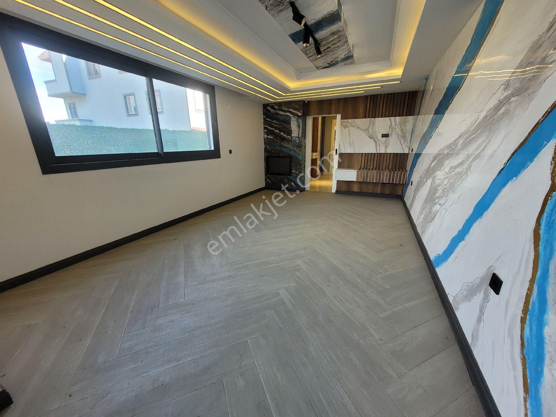 Güre'de Denize 50m 4+1 Villa - Görsel 3