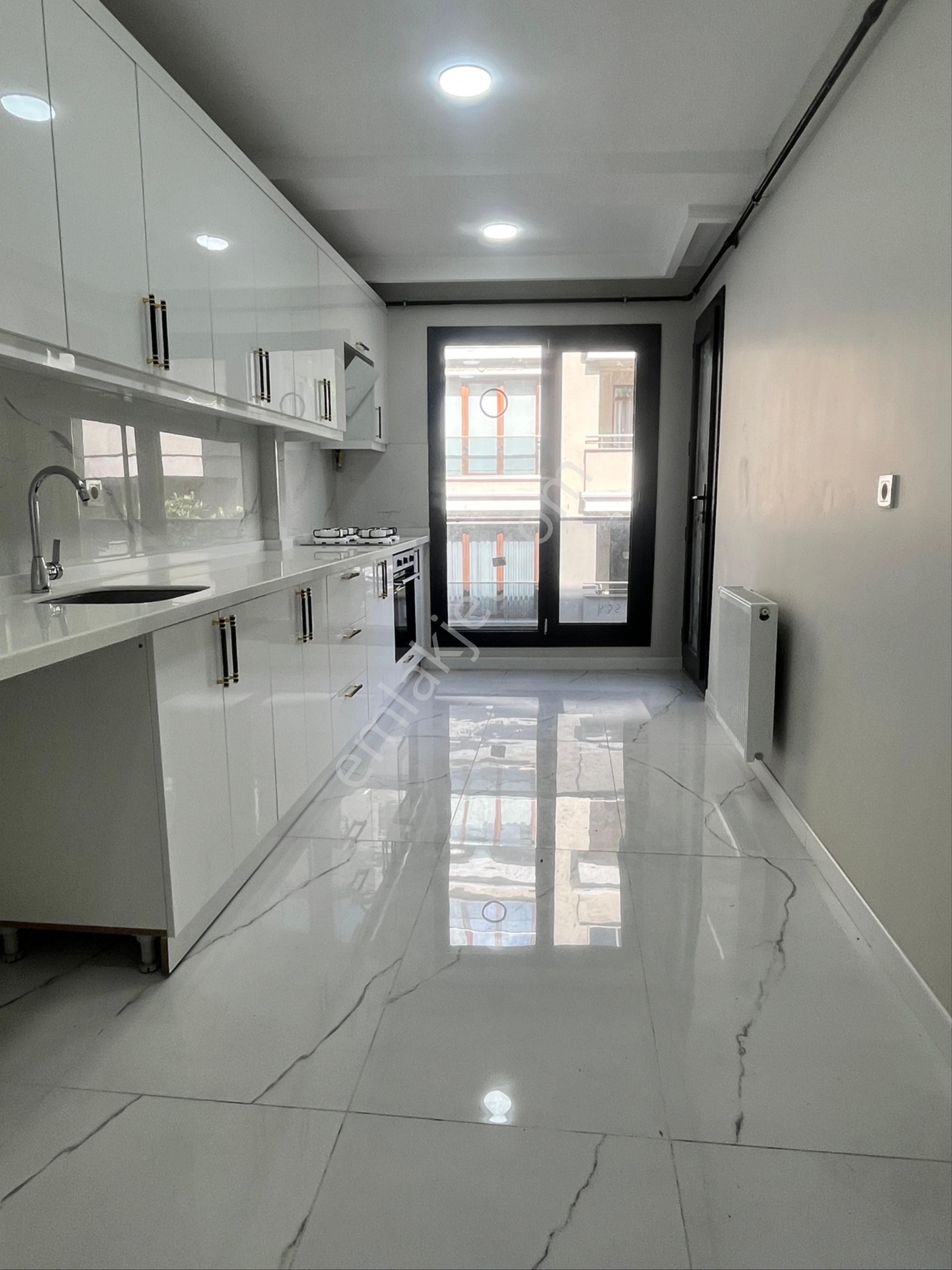 Görgülü Emlaktan Satılık 3+1 Daire - Görsel 8