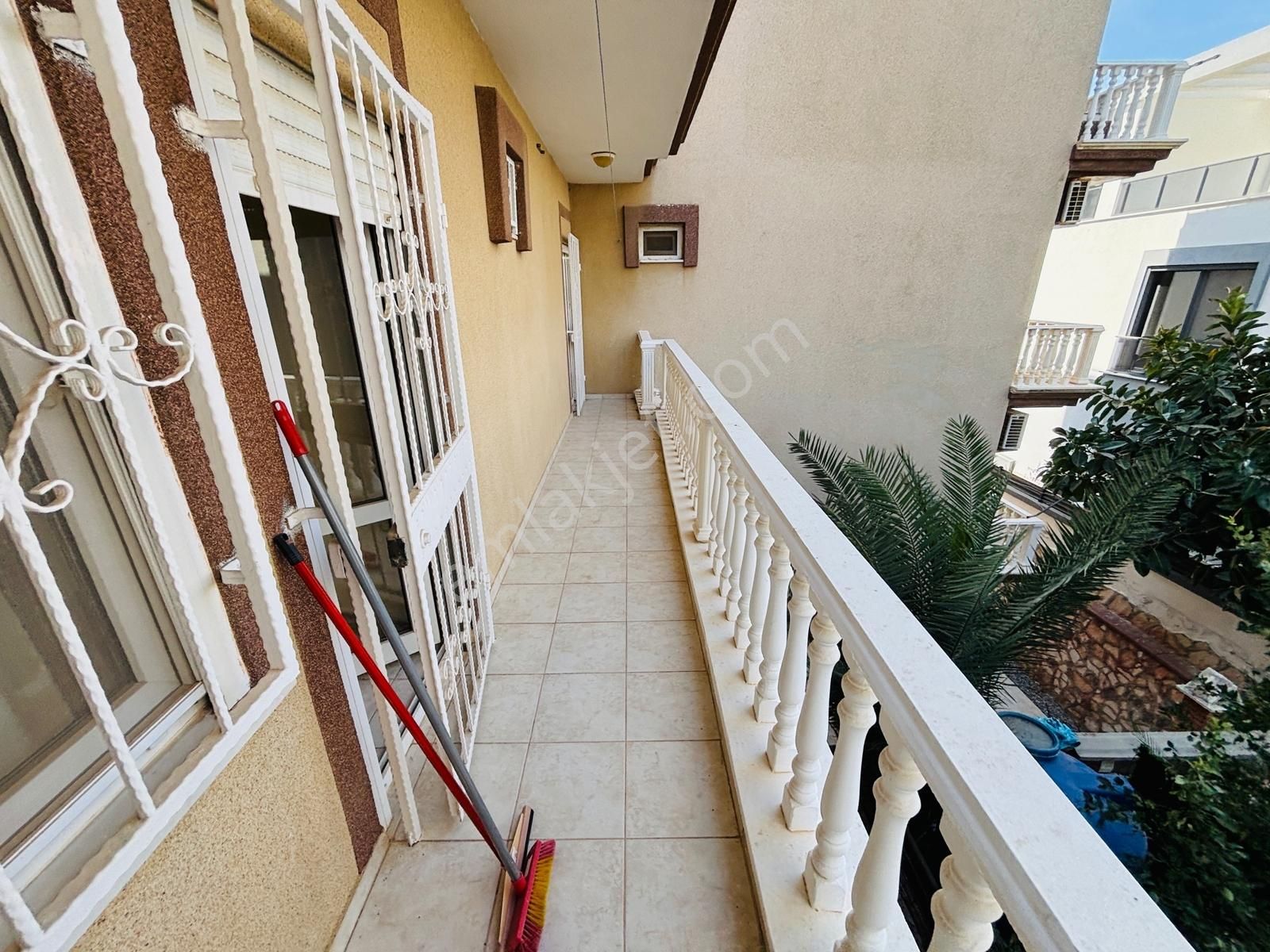 Didim Çamlık'ta Plaja Yakın 2+1 Eşyalı Daire - Görsel 3