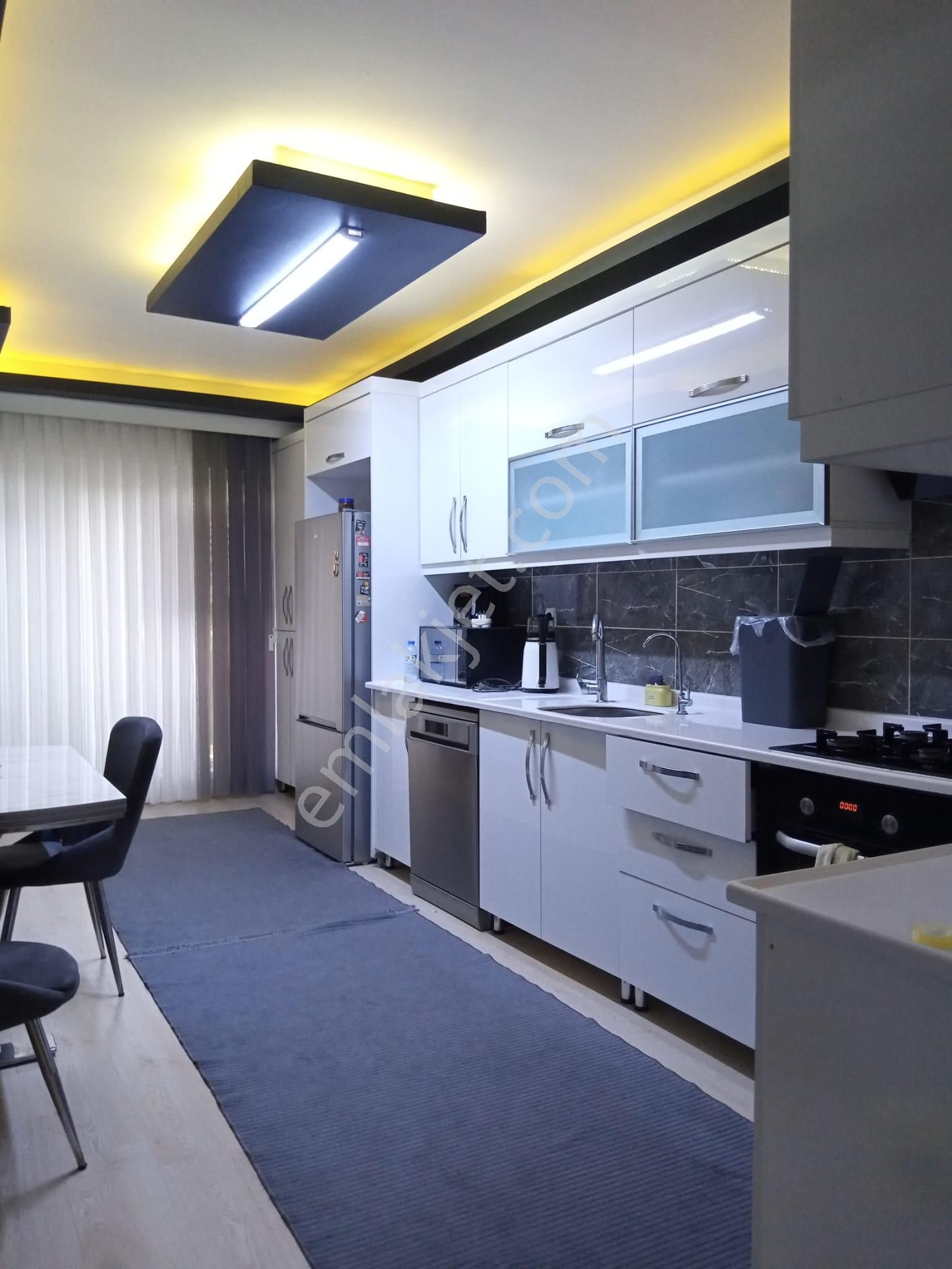 Arıkan Emlak'tan Karapürçekte Satılık 3+1 Daire