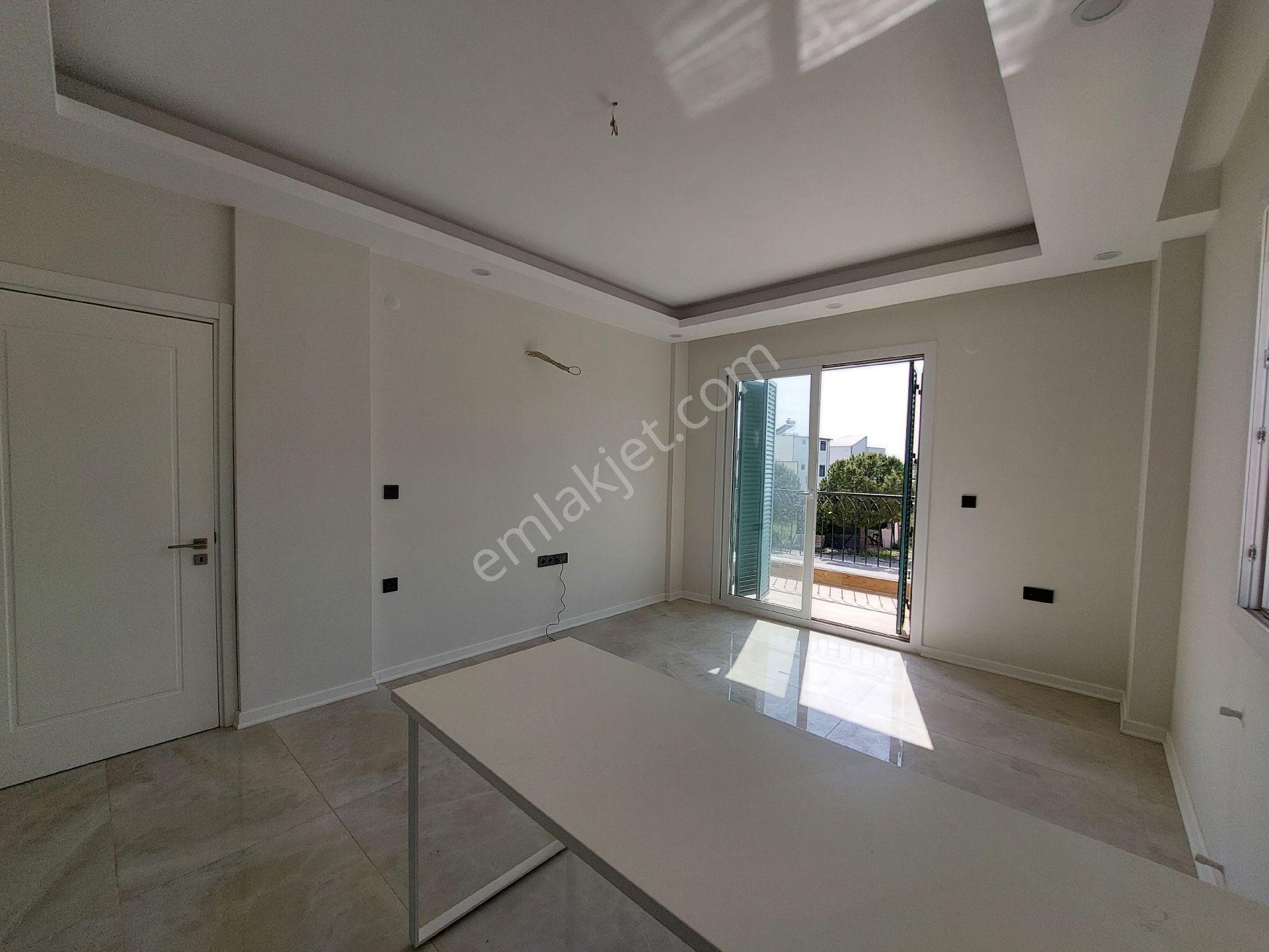 Denize 250m 2+1 Muhteşem Peyzaj Alanı Plaj Alanlı - Görsel 19