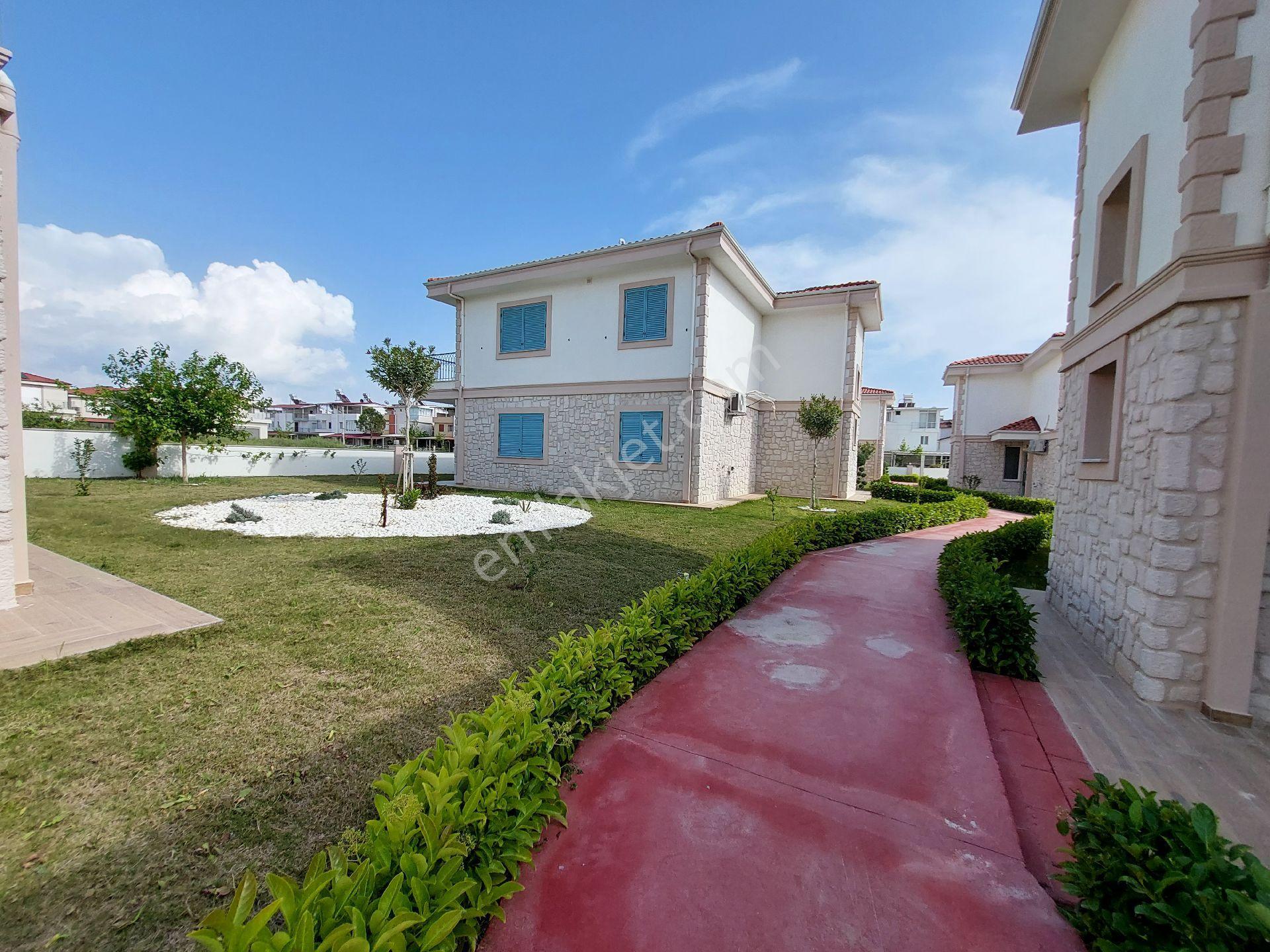 Denize 250m 2+1 Muhteşem Peyzaj Alanı Plaj Alanlı - Görsel 5