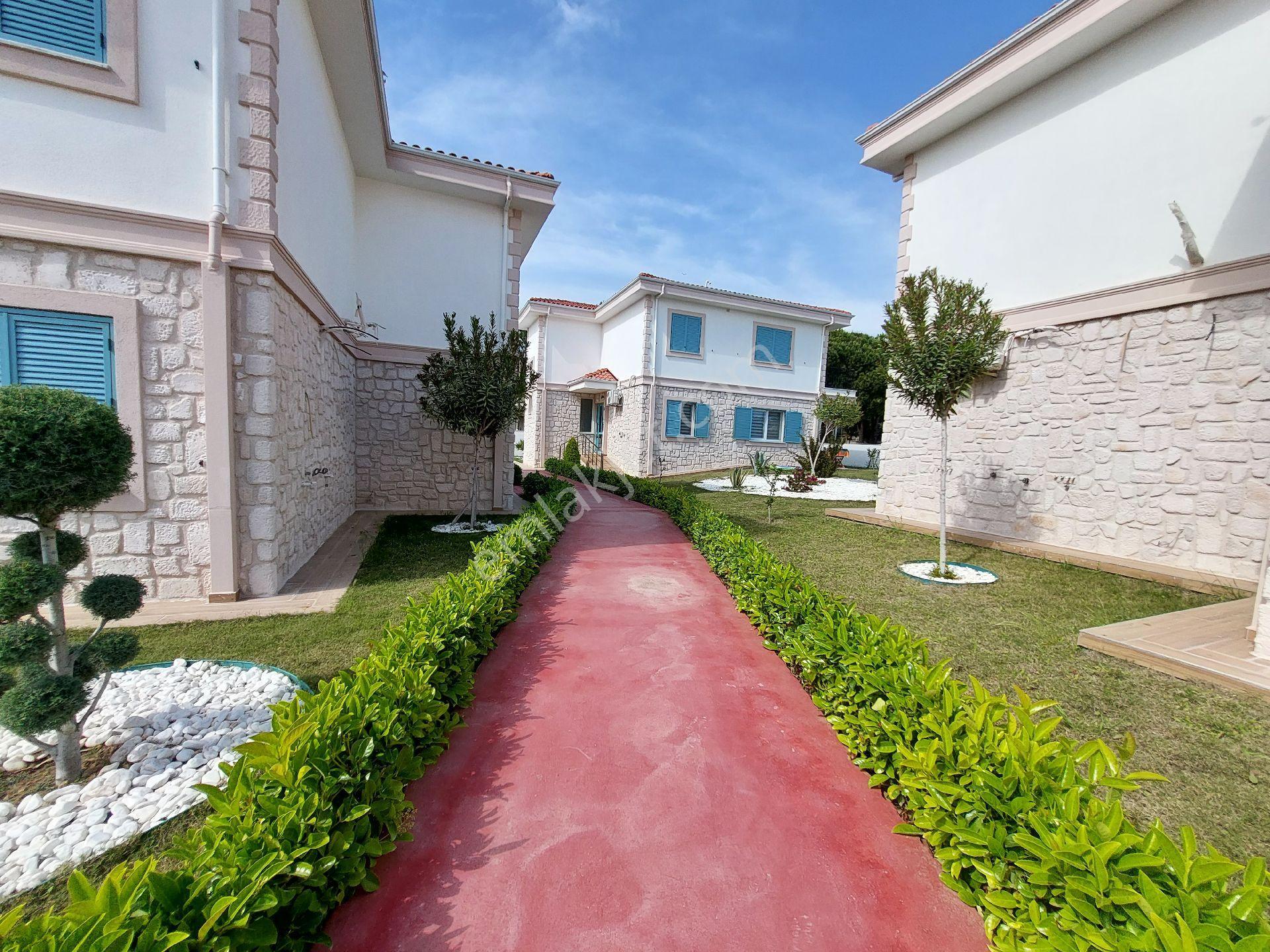 Denize 250m 2+1 Muhteşem Peyzaj Alanı Plaj Alanlı - Görsel 8