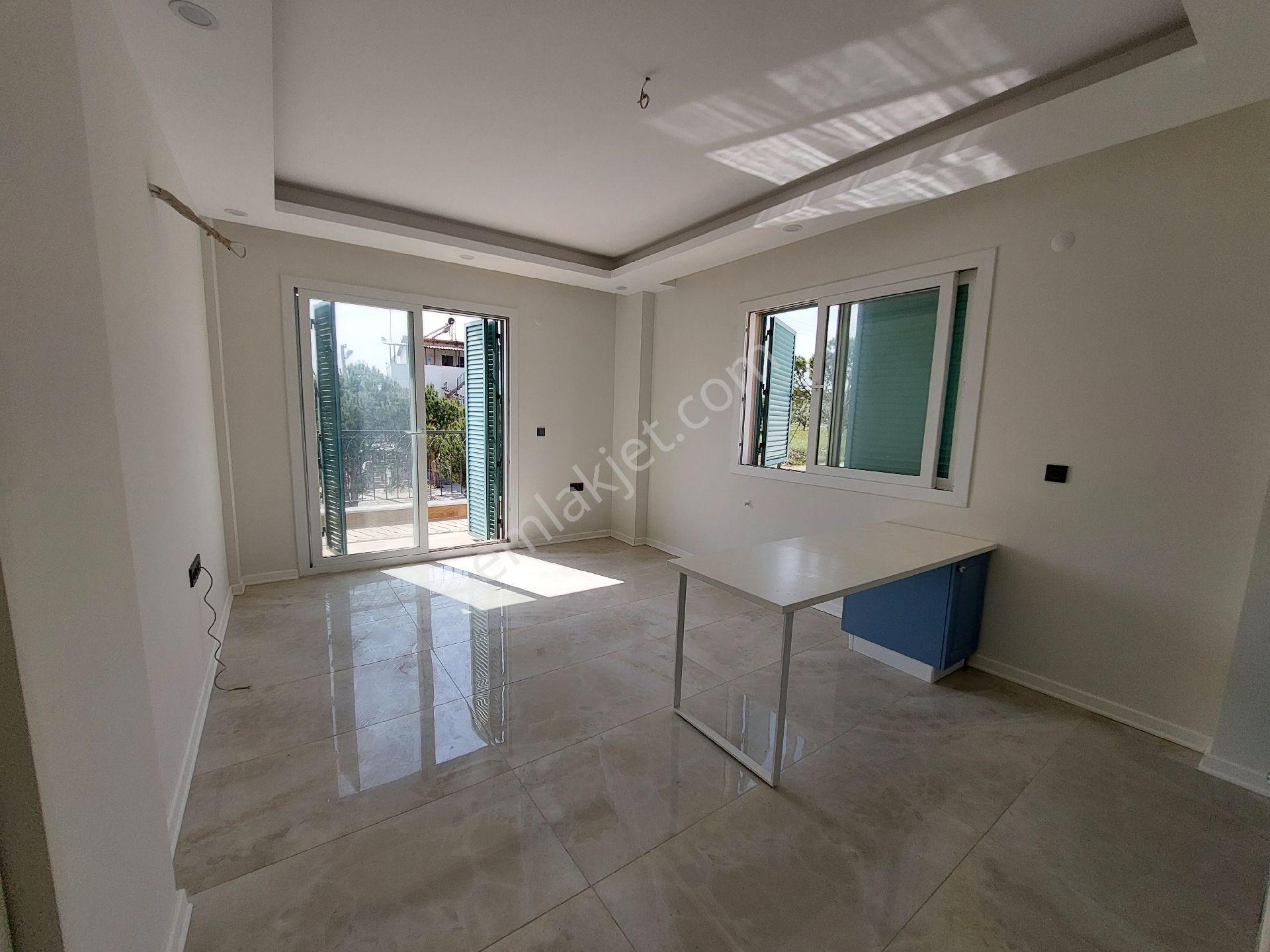 Denize 250m 2+1 Muhteşem Peyzaj Alanı Plaj Alanlı - Görsel 11