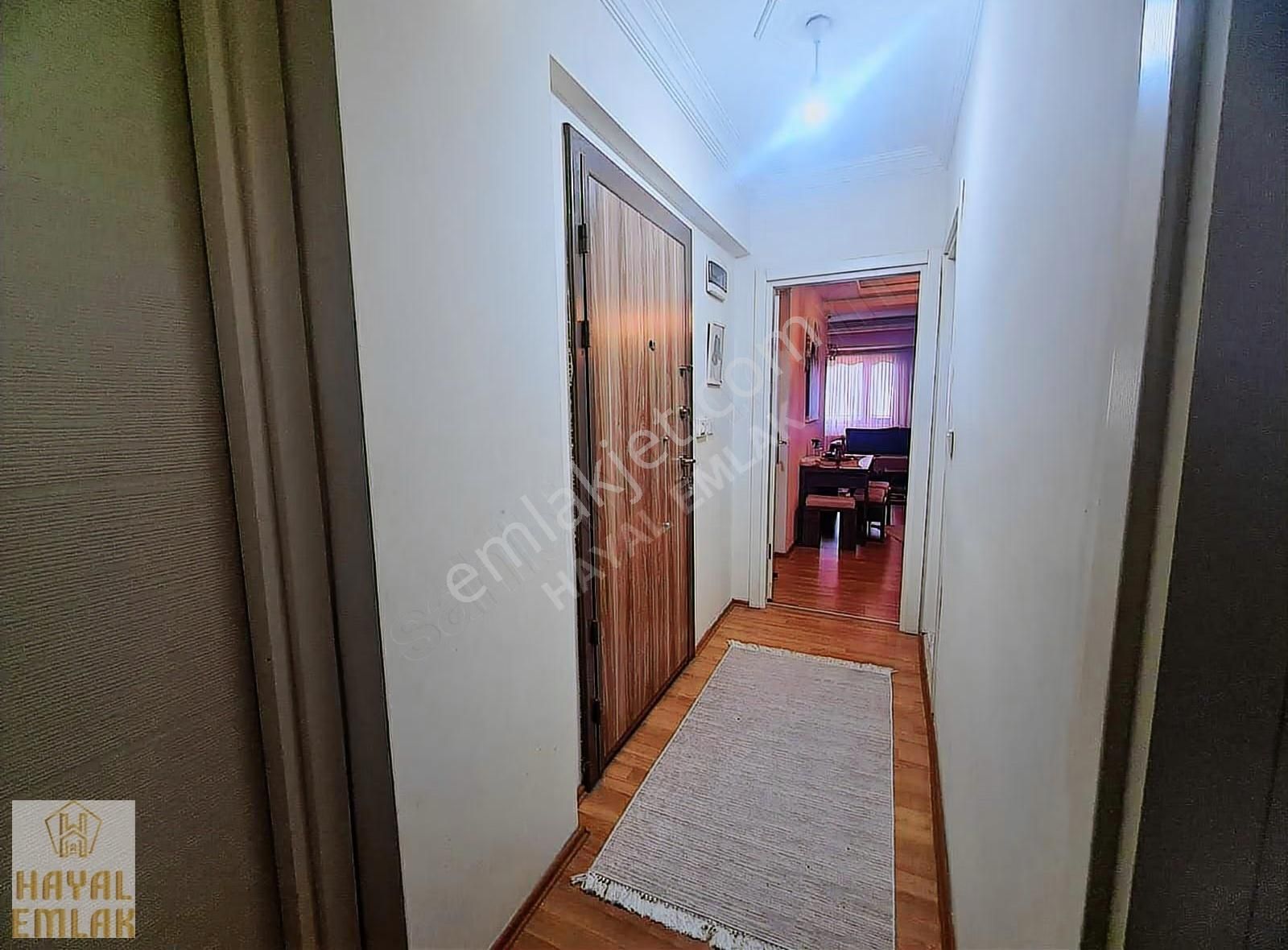 Çanakkale Merkez Ara Katta Geniş 2+1 Satılık Daire - Görsel 17