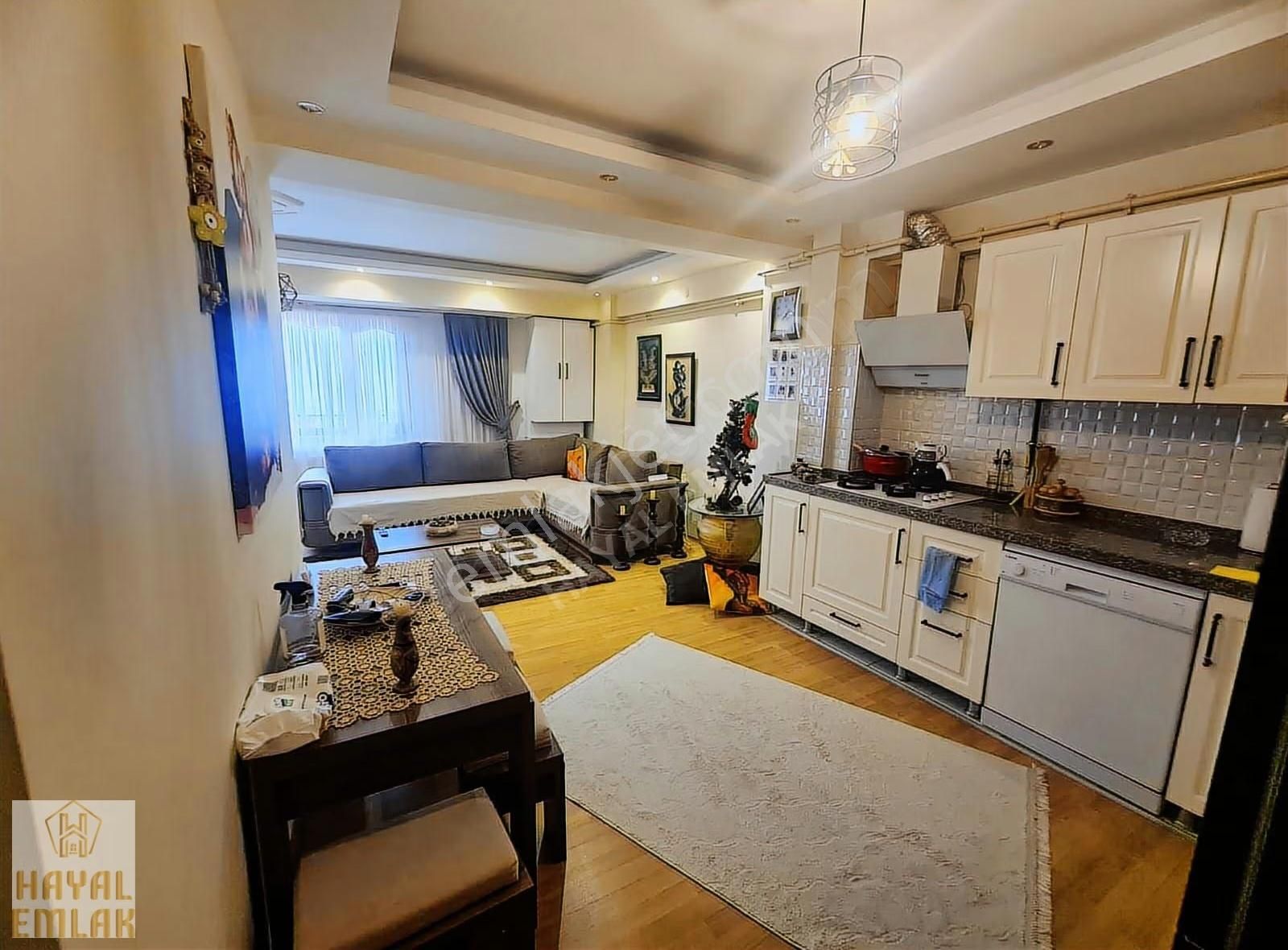 Çanakkale Merkez Ara Katta Geniş 2+1 Satılık Daire - Görsel 10