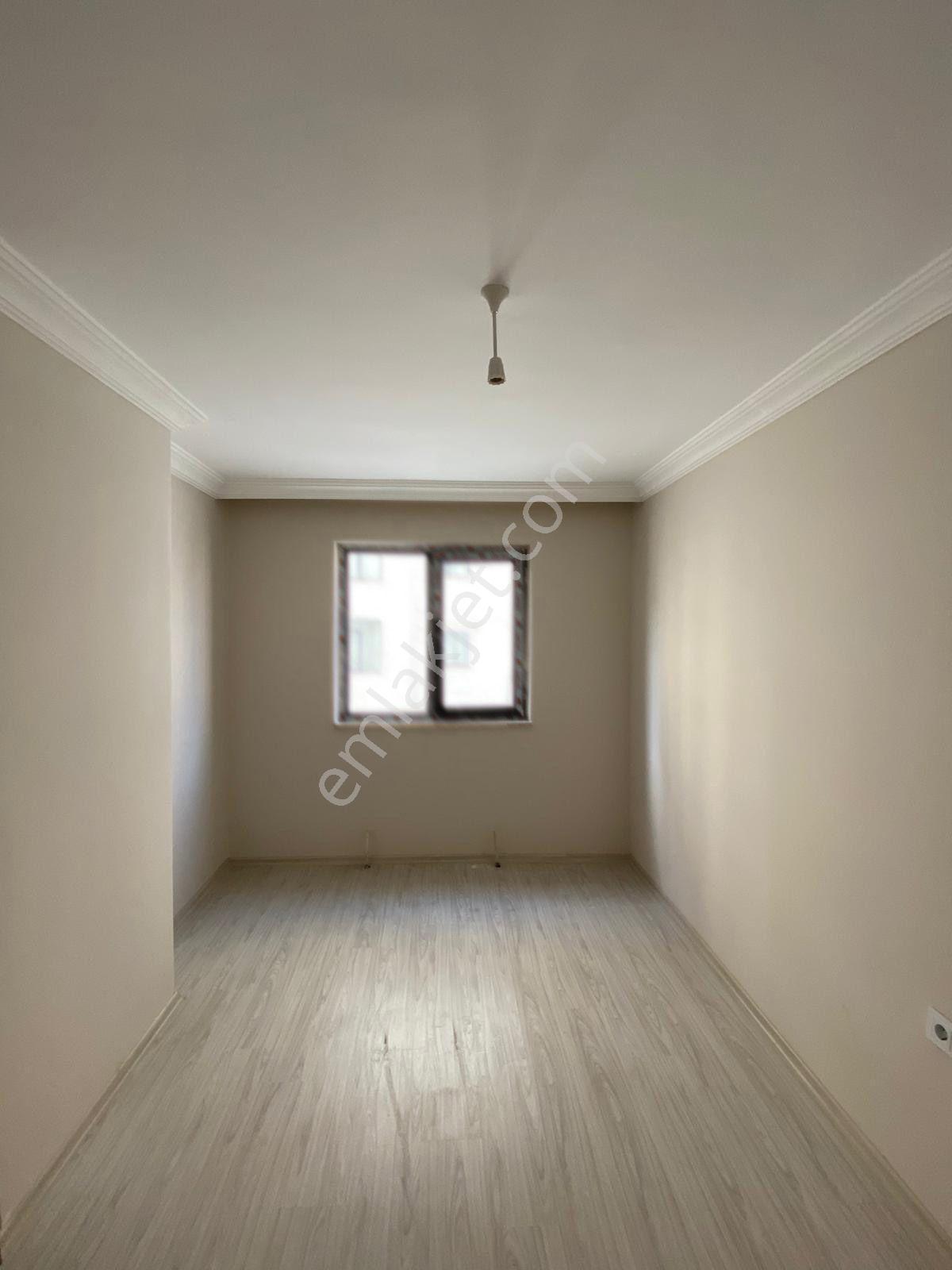 Vali Mithat Bey Mahallesinde 4+1 Site İçi Satılık Geniş Daire - Görsel 17