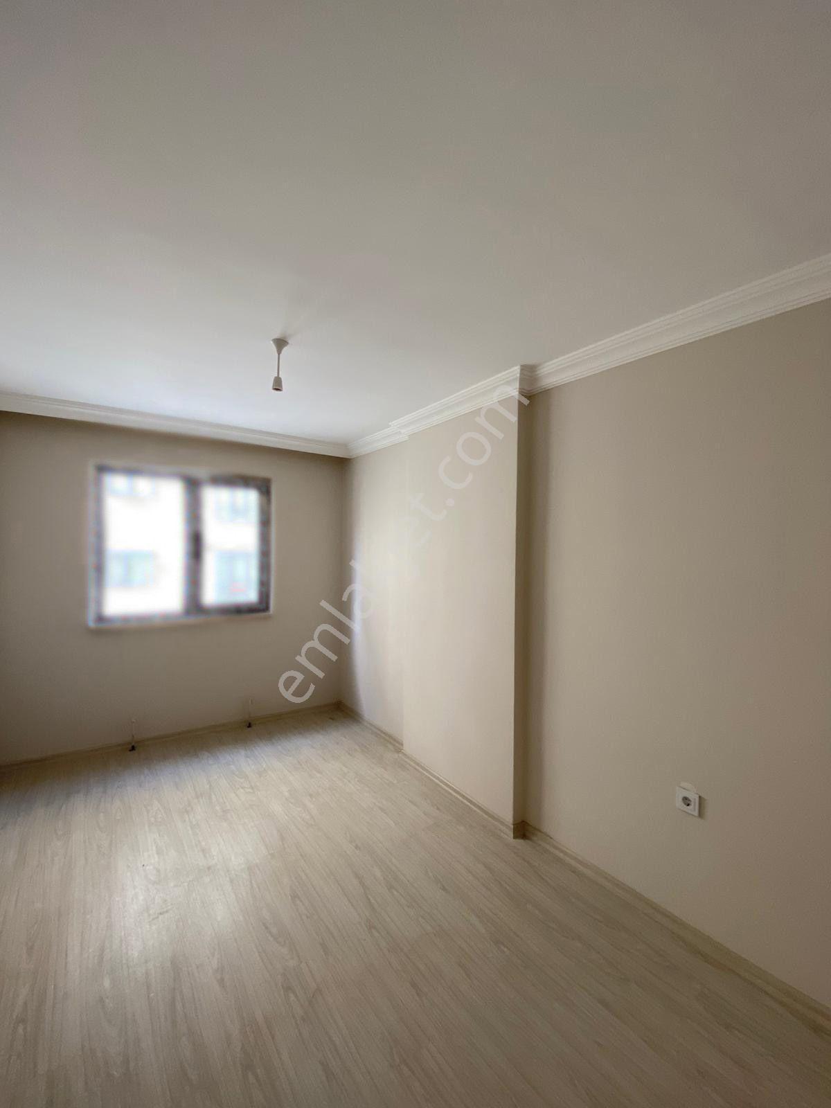 Vali Mithat Bey Mahallesinde 4+1 Site İçi Satılık Geniş Daire - Görsel 15