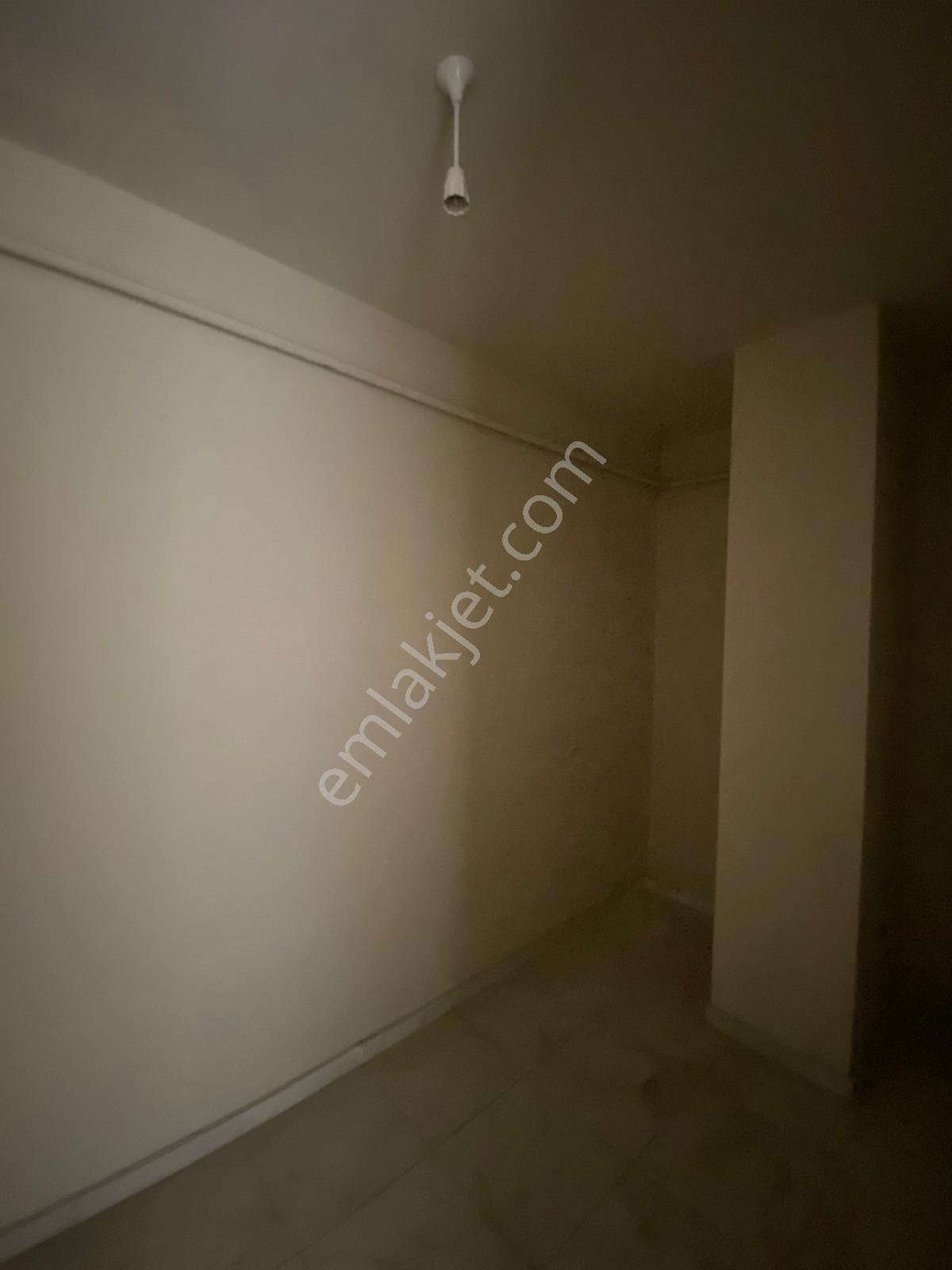 Vali Mithat Bey Mahallesinde 4+1 Site İçi Satılık Geniş Daire - Görsel 26