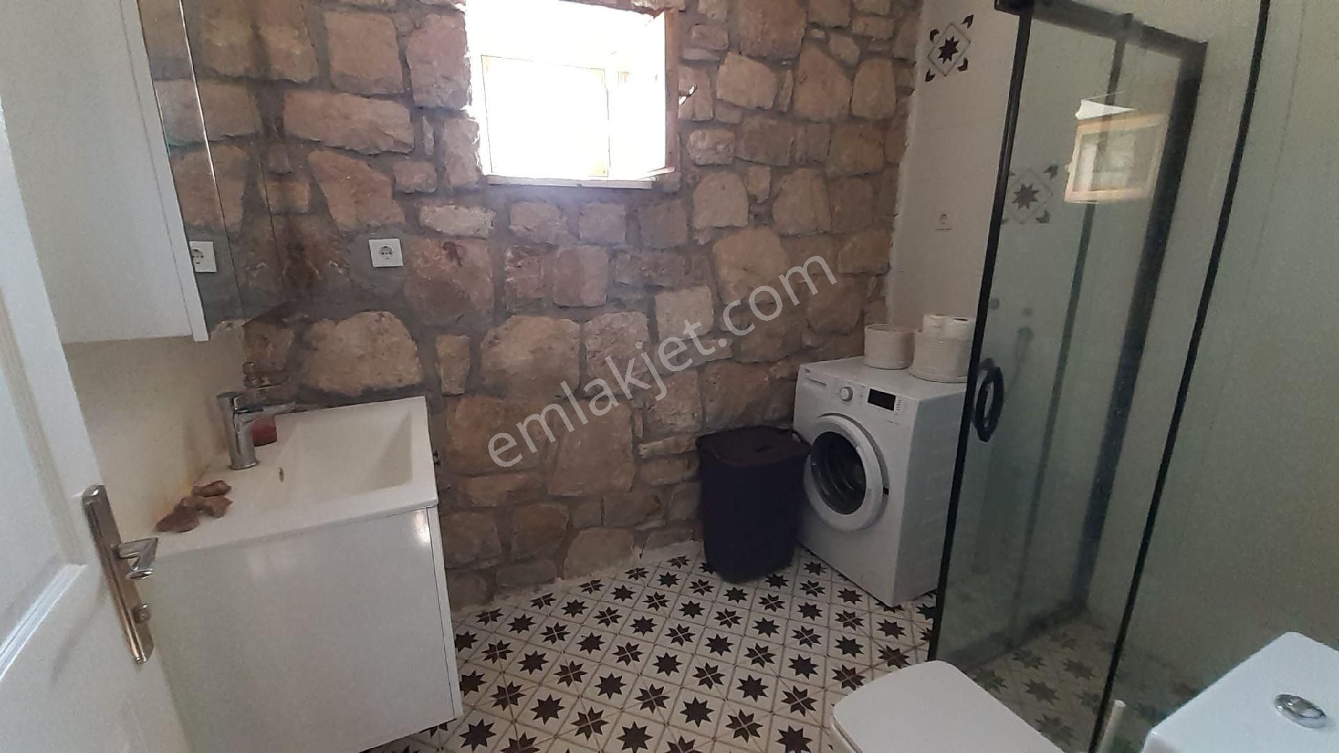 İzmir Menderes Te Satılık Taş Ev Ve - Görsel 9