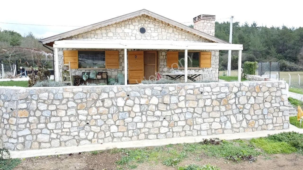 İzmir Menderes Te Satılık Taş Ev Ve - Görsel 4