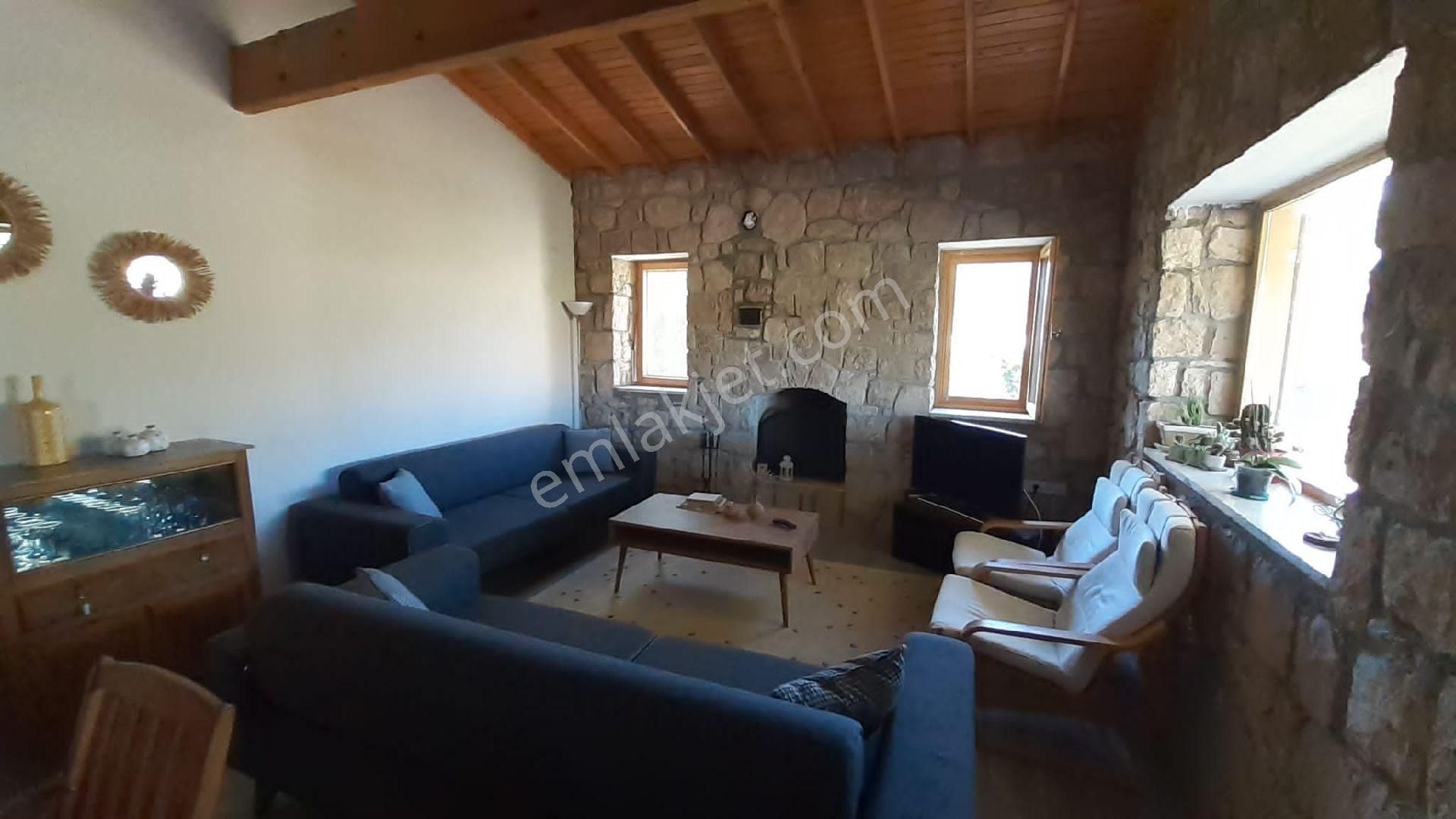 İzmir Menderes Te Satılık Taş Ev Ve - Görsel 25