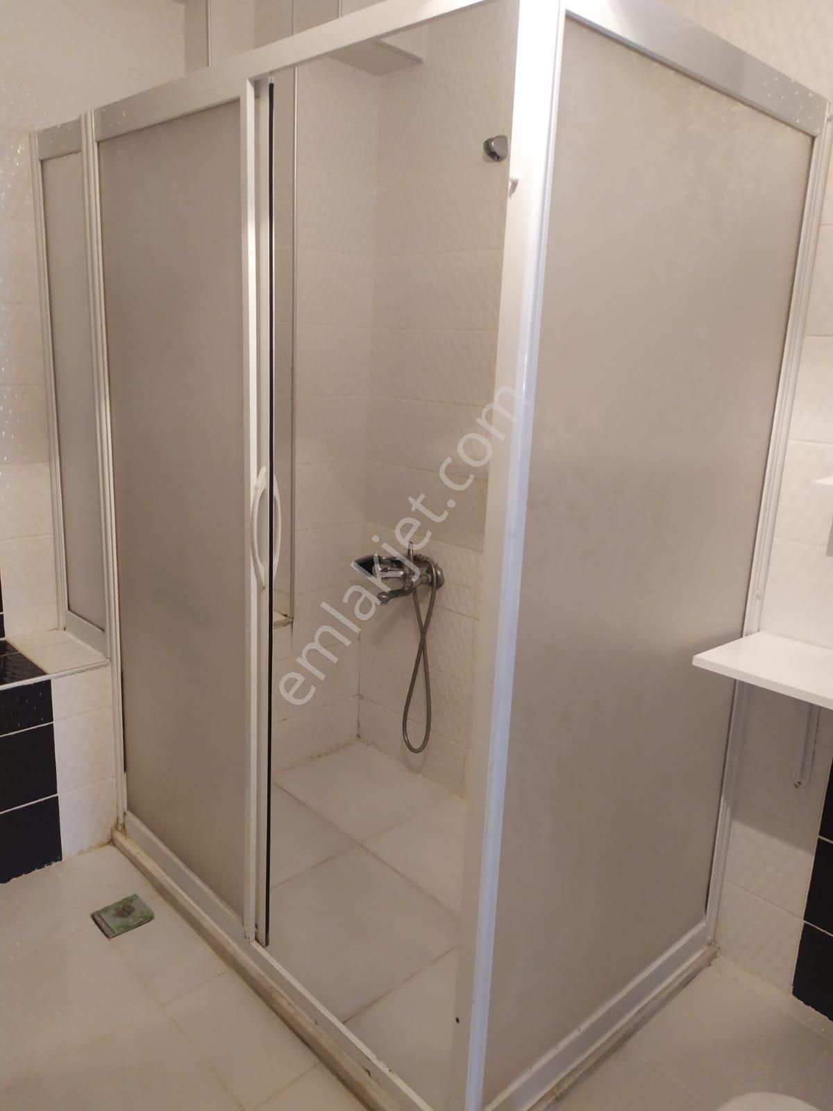 Ayvalık Sarımsaklı Merkezde Denize Yakın 2+1 Satılık Daire - Görsel 8