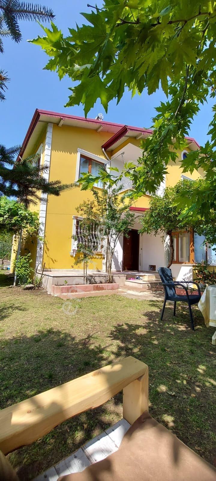Yıldız Gayrimenkulden Çarşıbaşında Satılık Villa - Görsel 17