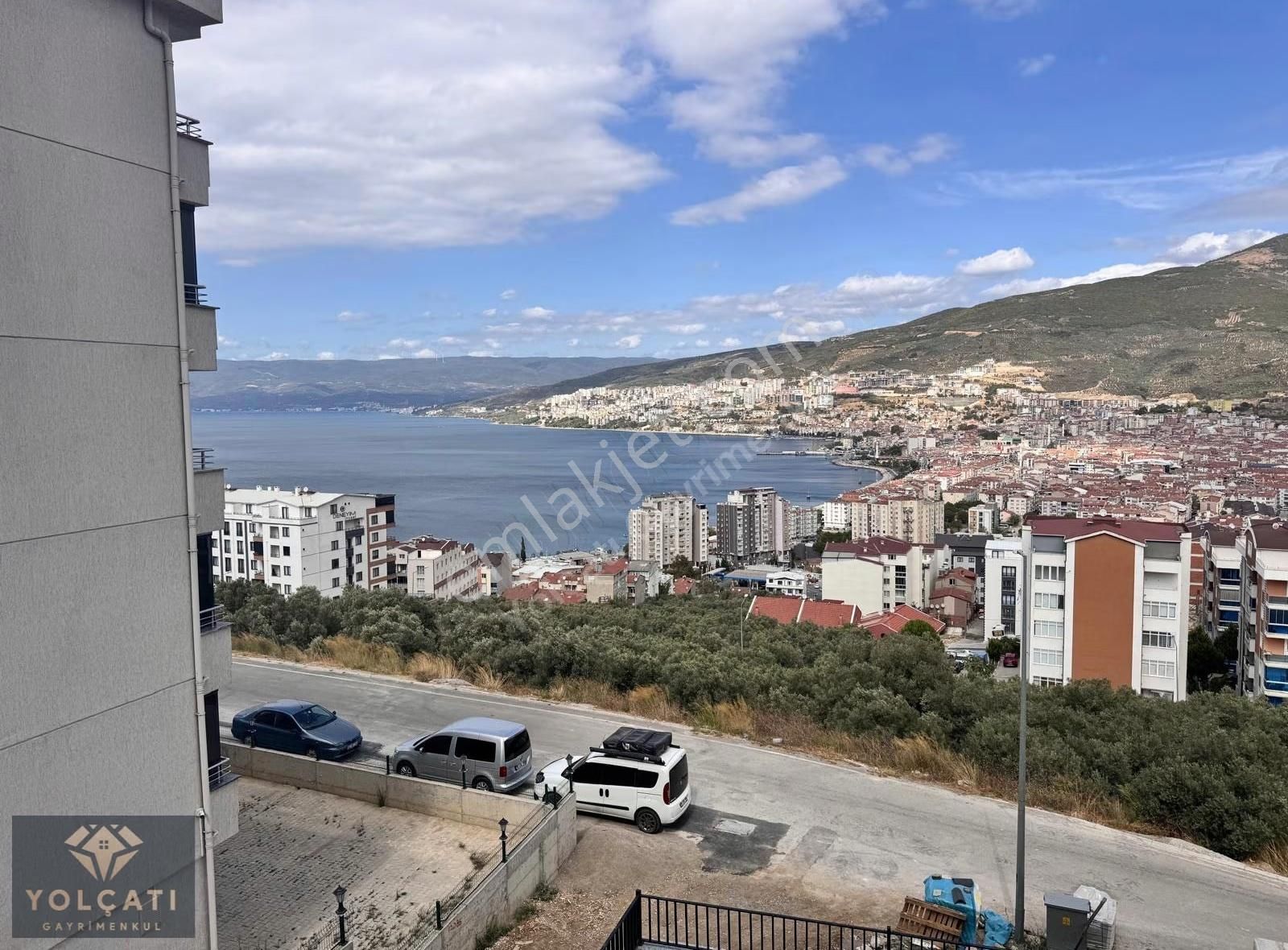 Yolçatı Gayrimenkulden Satılık Lüks 3+1 Daire