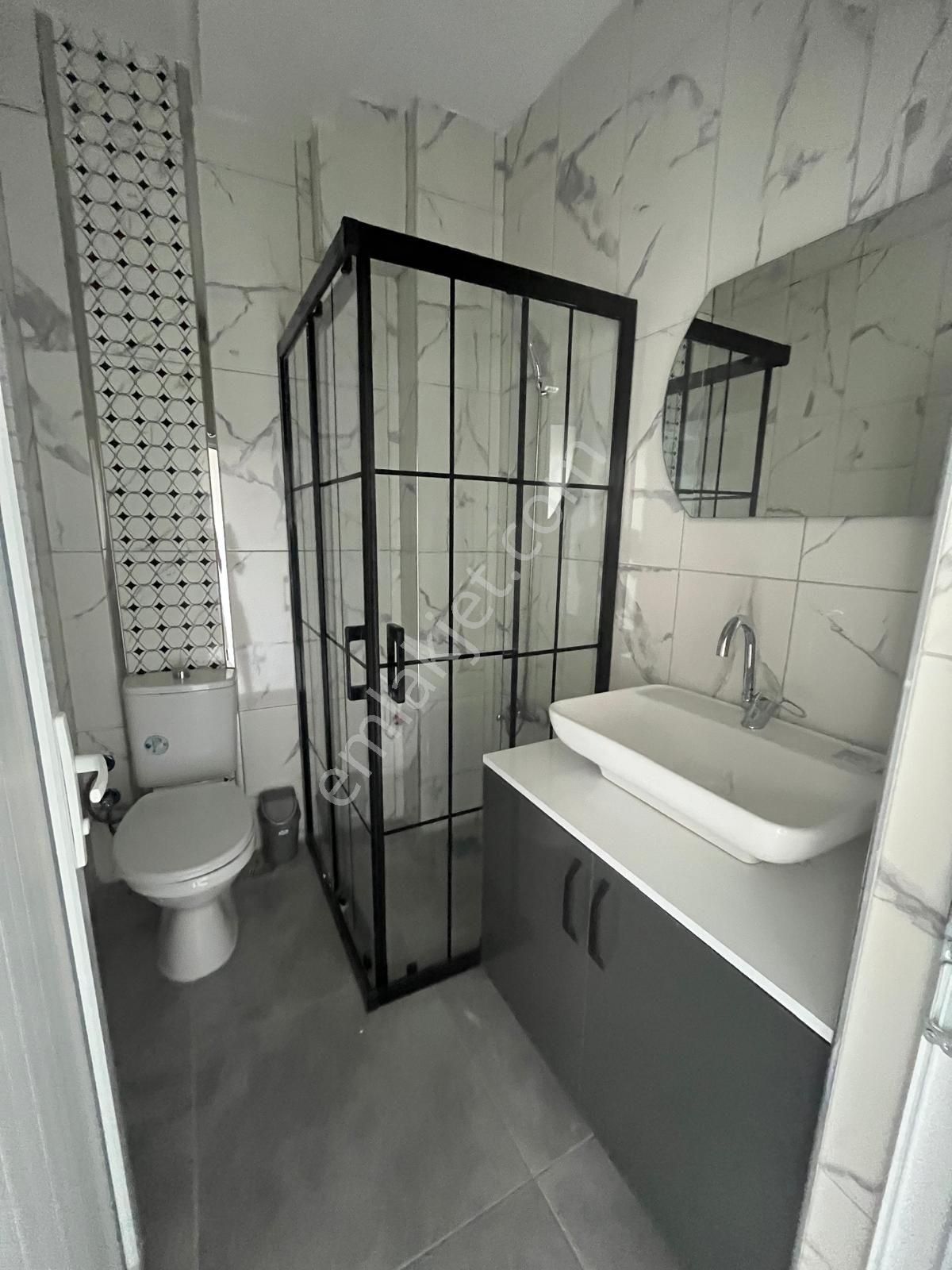 Çarşi Merkezde Satılık 2+1 Masrafsız Doğalgazlı Daire - Görsel 2