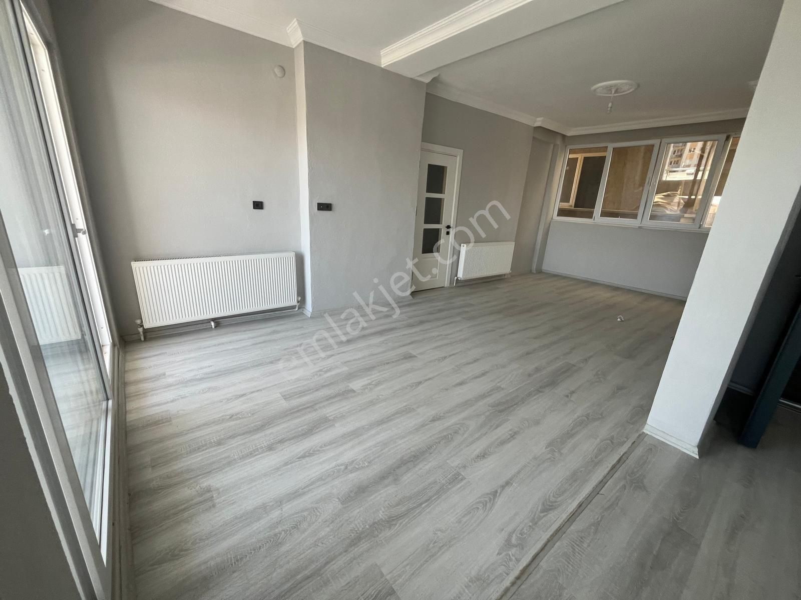 Çarşi Merkezde Satılık 2+1 Masrafsız Doğalgazlı Daire - Görsel 14