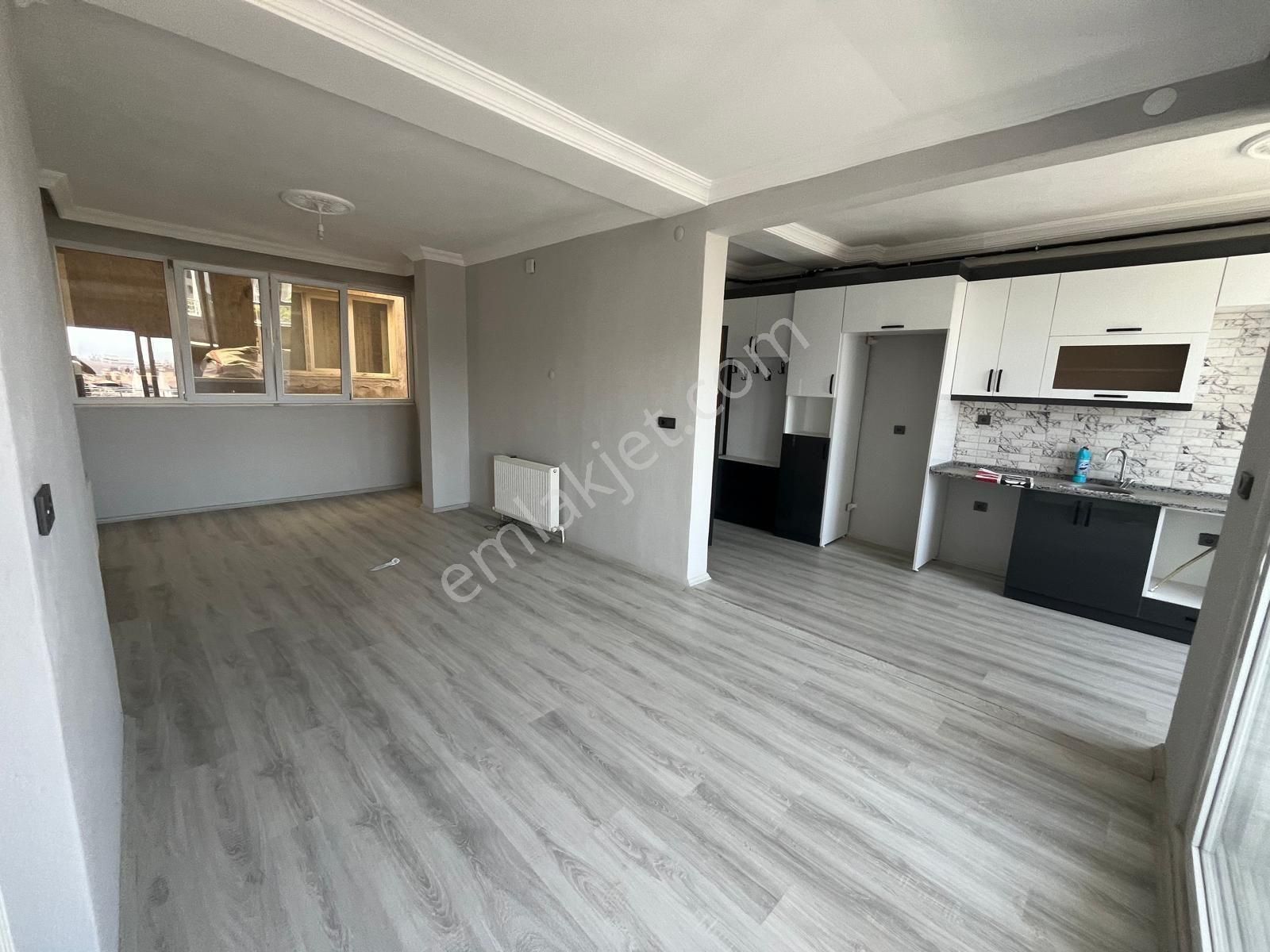 Çarşi Merkezde Satılık 2+1 Masrafsız Doğalgazlı Daire - Görsel 11