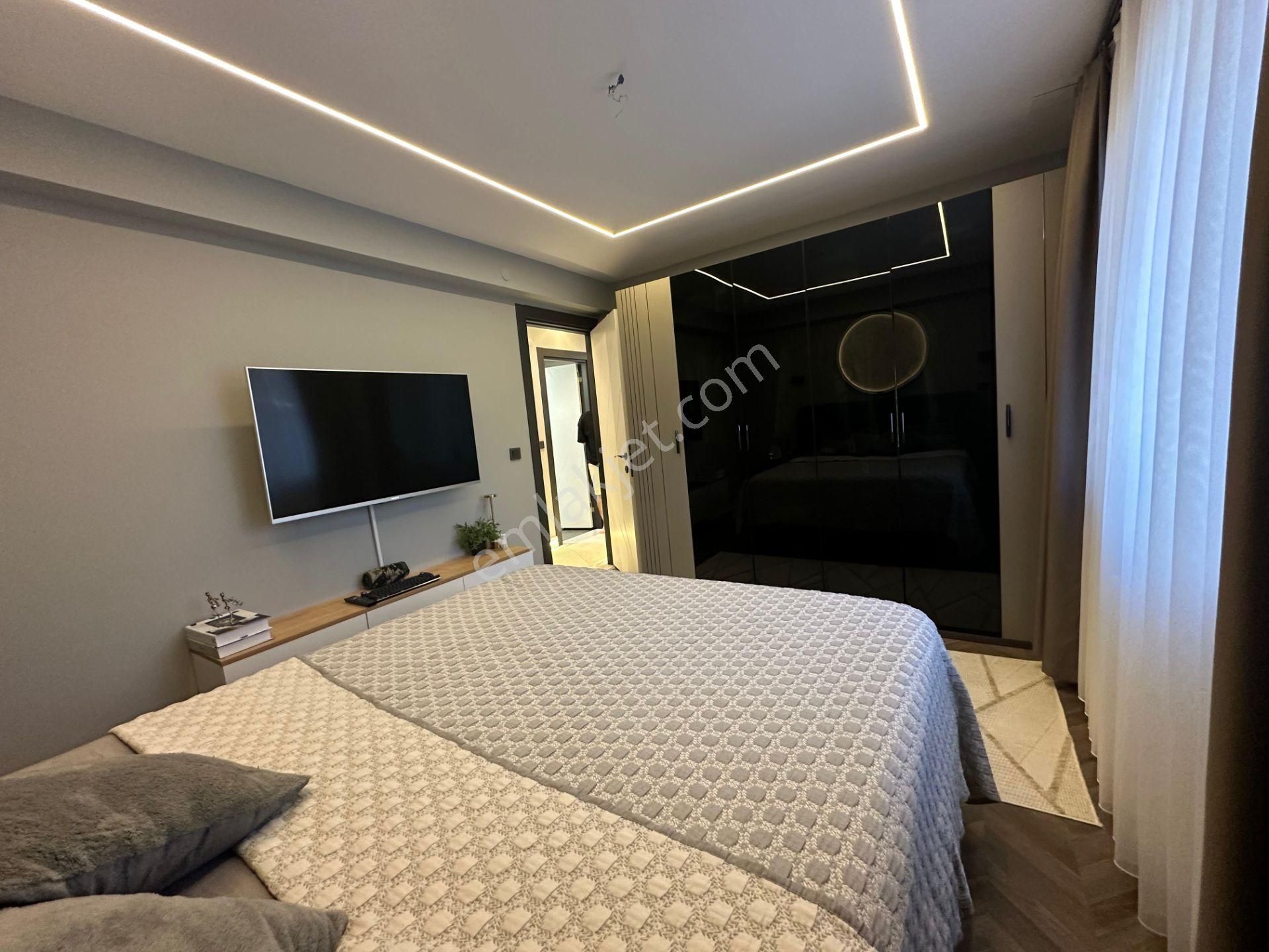 İzmir Karabağlar Esenlik'te Deniz Manzaralı Tadilatlı Ferah 2+1 - Görsel 20