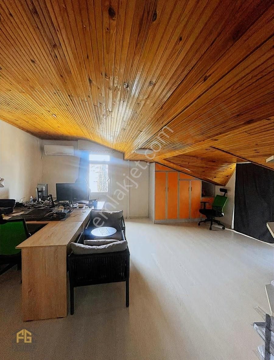 Fethiye Tuzlada Tadilatlı Sahile 700 Mt 4+1 Dubleks 220 M² Daire - Görsel 14