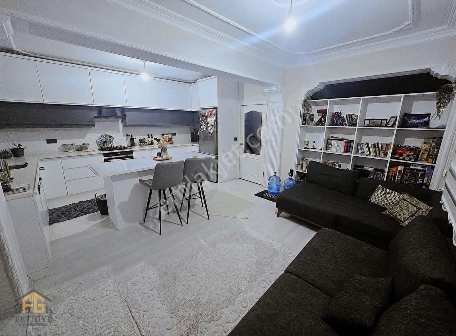Fethiye Tuzlada Tadilatlı Sahile 700 Mt 4+1 Dubleks 220 M² Daire - Görsel 18