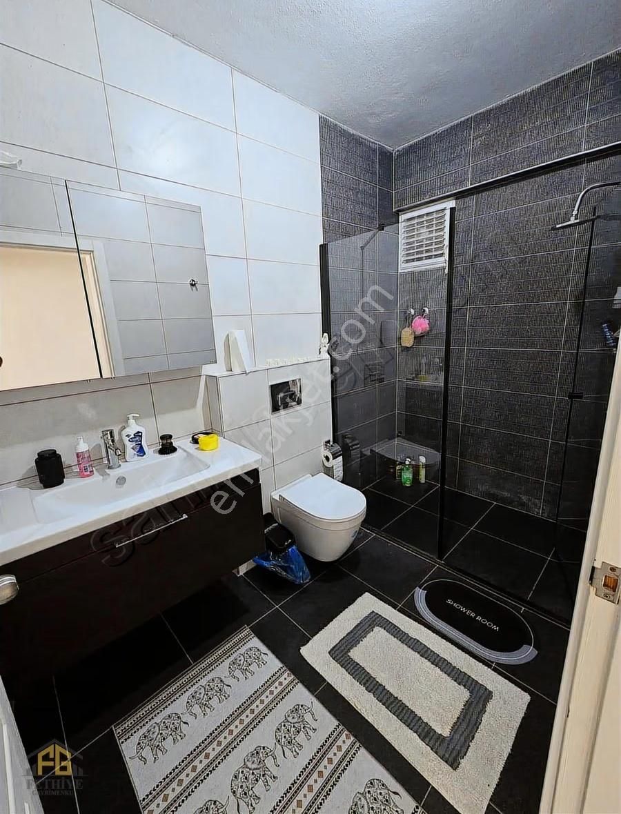 Fethiye Tuzlada Tadilatlı Sahile 700 Mt 4+1 Dubleks 220 M² Daire - Görsel 2