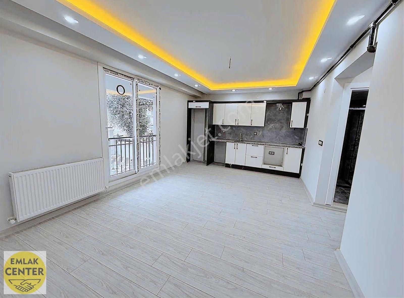 Emlak Center'dan Muradiye Mah Satılık 1+1 Sıfır Daire
