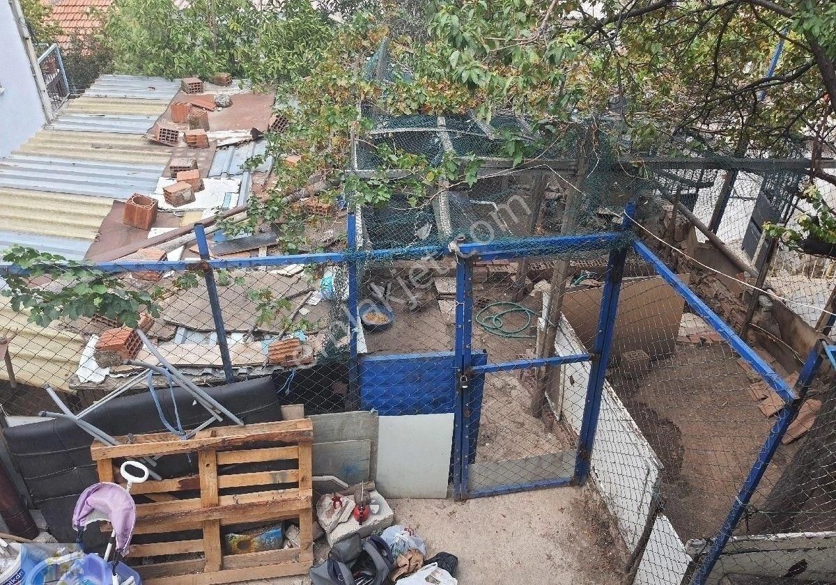 Şirintepe De Üzerinde 2 Daire Olan Bahçeli Satılık 200m2 Arsa - Görsel 11