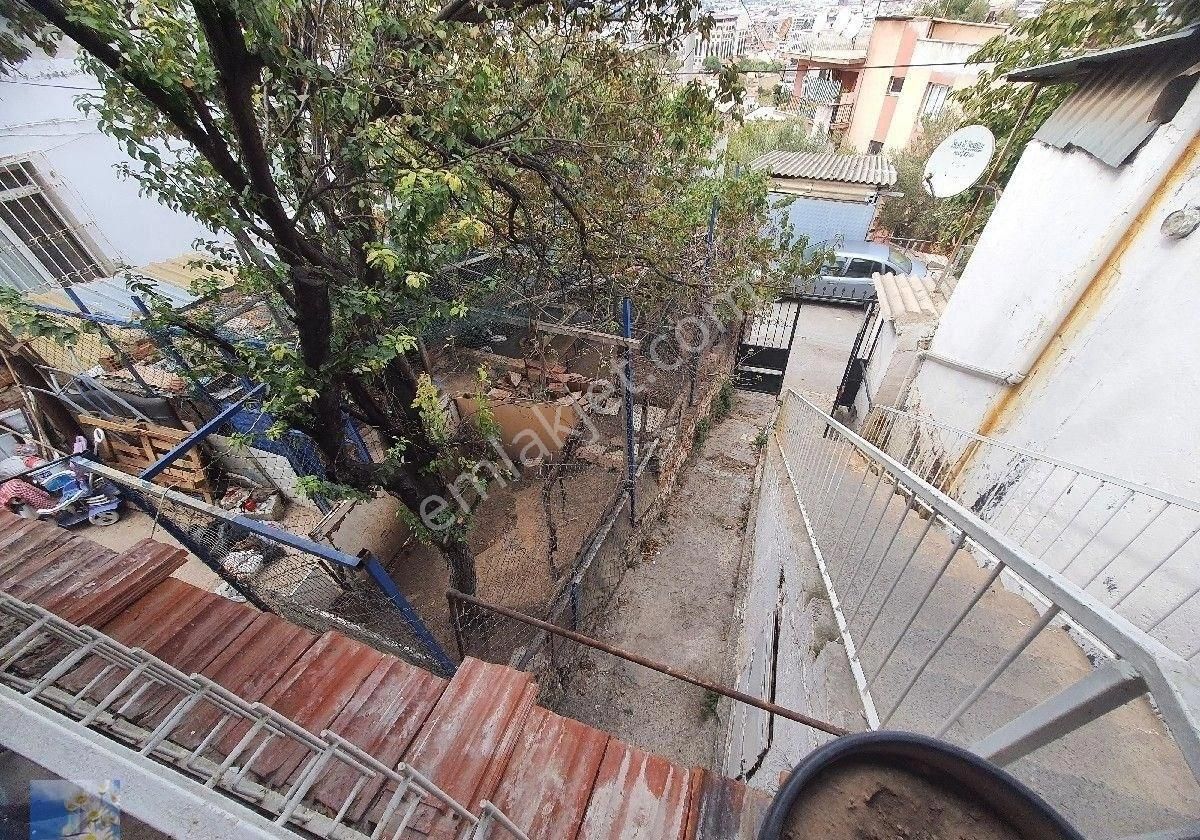 Şirintepe De Üzerinde 2 Daire Olan Bahçeli Satılık 200m2 Arsa - Görsel 5