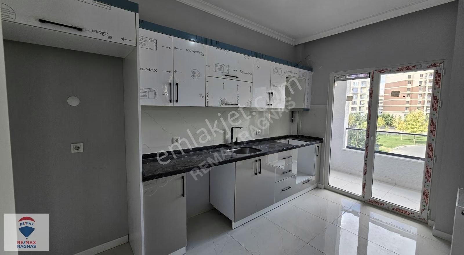 Madenler Metroya Yürüme Mesafesinde Satılık Sıfır 2+1 Daire - Görsel 13