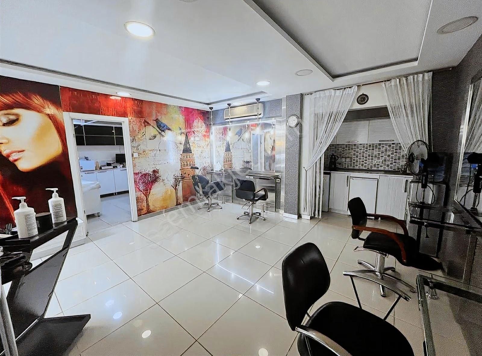 Çankaya Harbiye Mah Hürriyet Caddesinde Satılık Köşe Dükkan - Görsel 5