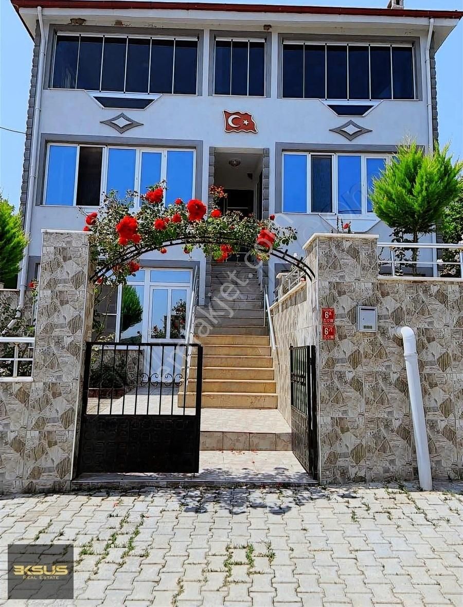 Balıkesir Karesi Davutlar Mh. Satılık Göl Manzaralı Müstakil Ev - Görsel 16