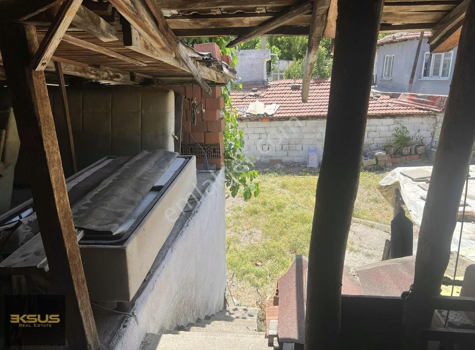 Balıkesir/susurluk Sultaniye Mah.satılık Müstakil Ev