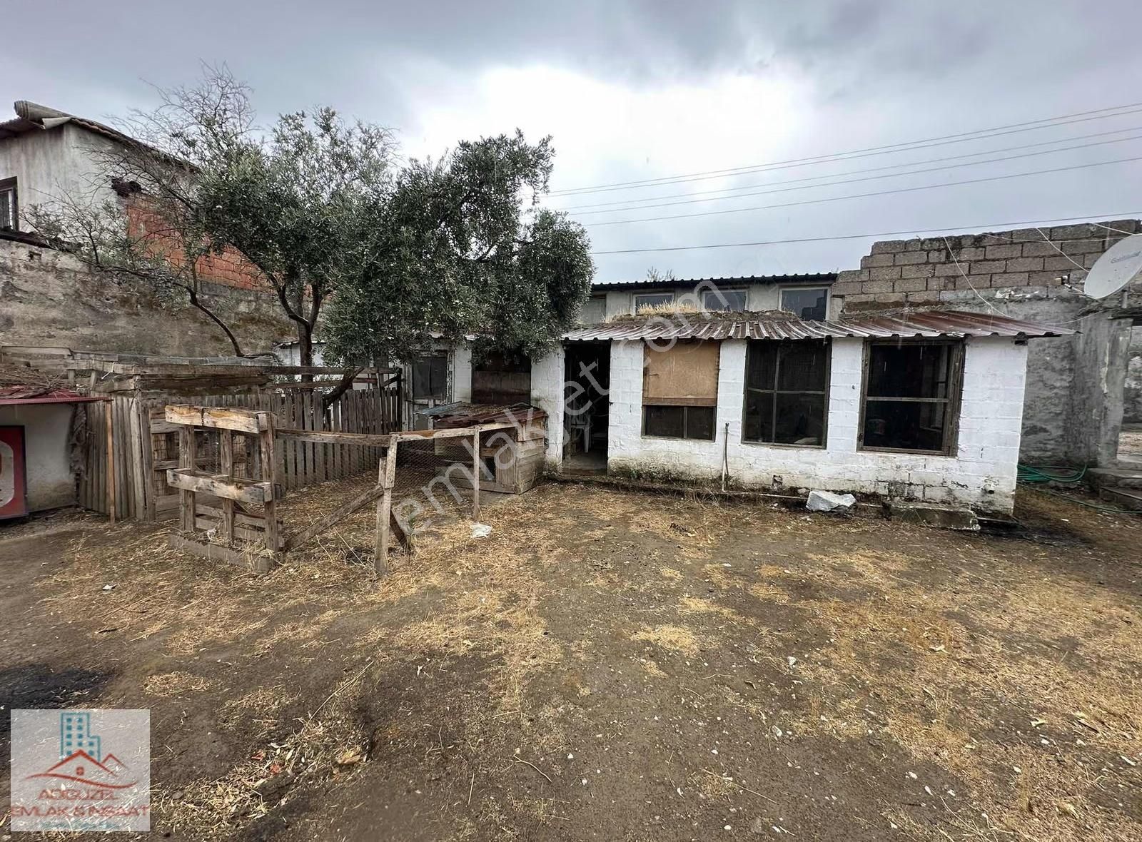 Torbalı'nın Gözdesi Yeniköy'de Satılık 590 M2 Arsa Ve Ev - Görsel 21