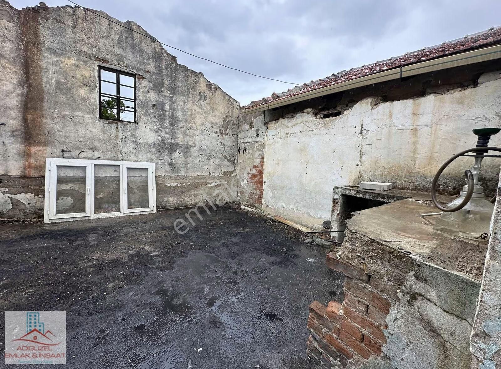 Torbalı'nın Gözdesi Yeniköy'de Satılık 590 M2 Arsa Ve Ev - Görsel 6