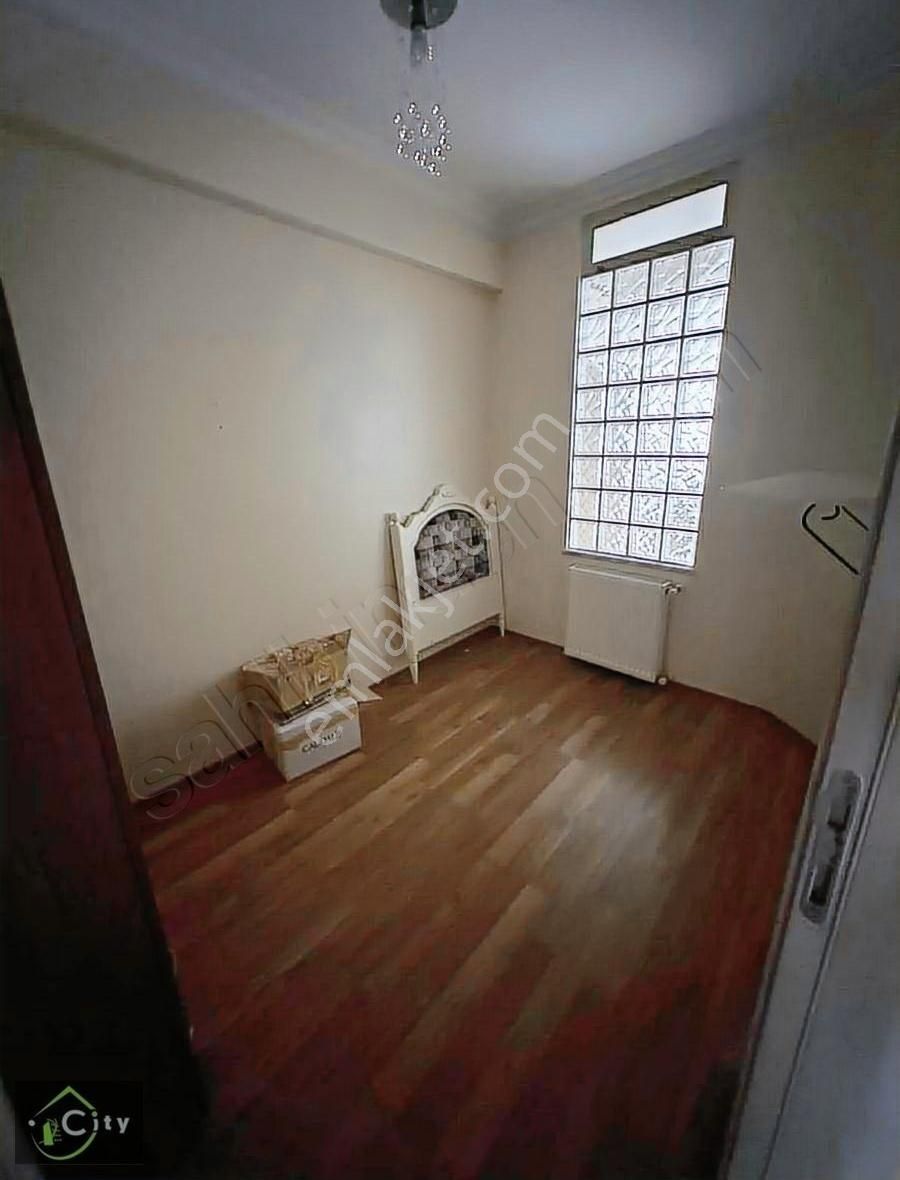 Acil Satılık Çapa Şehrimini Merkezde Yeni Bina (160) Mt - Görsel 11