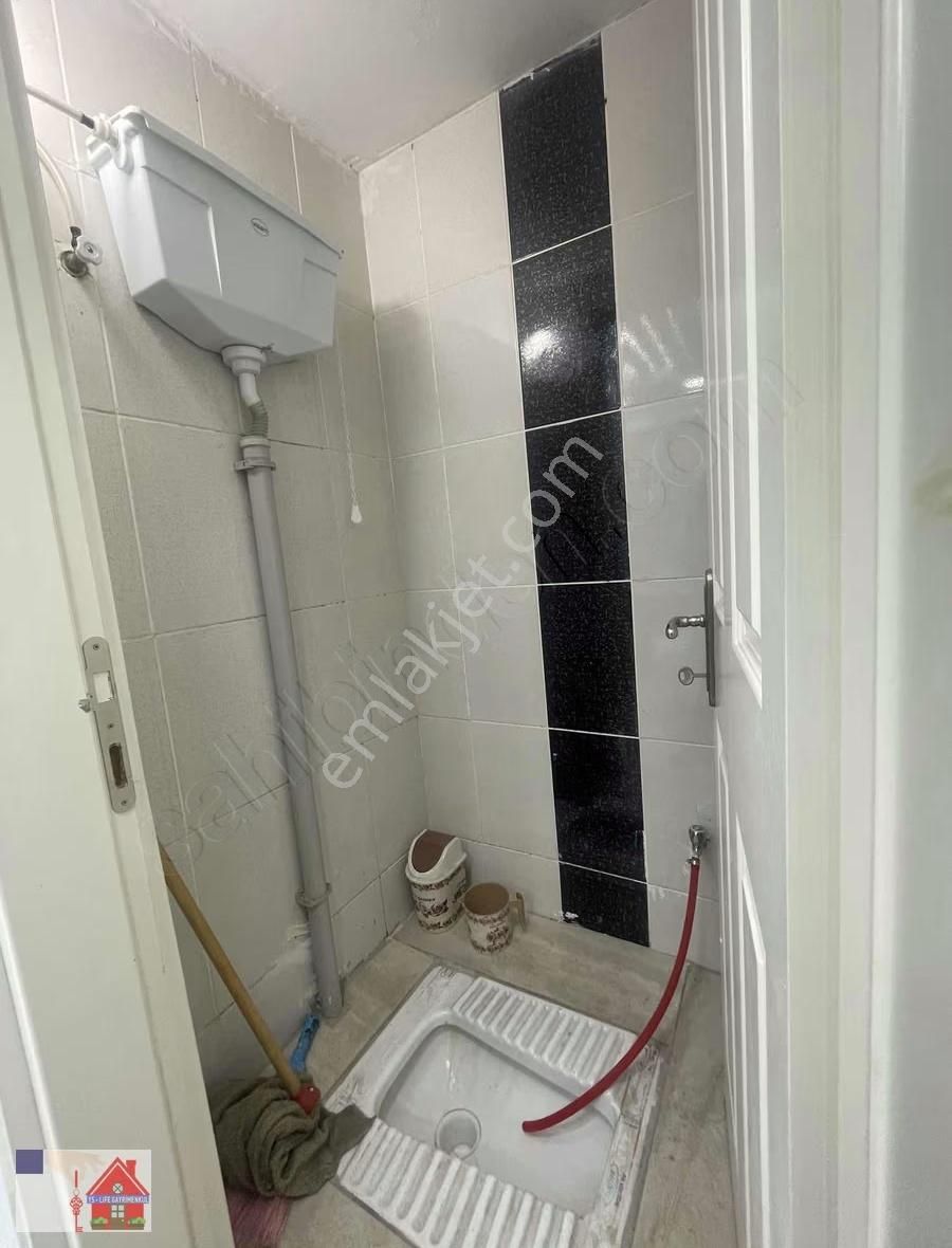 Atalarda 40 M² Düz Zemin Araba Parasına Satılık Dükkan! - Görsel 3