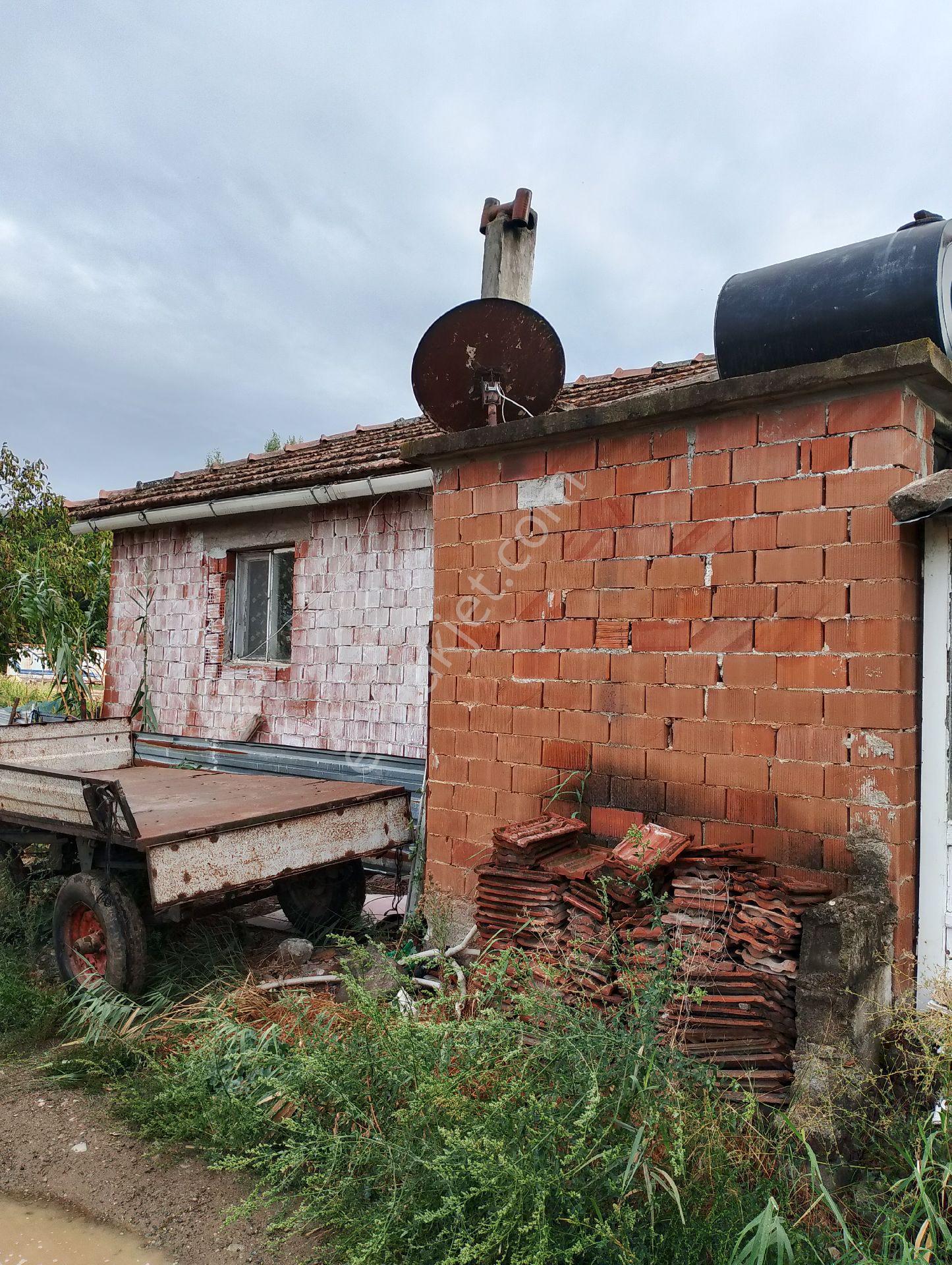 Bergama Fevzipaşa Mah.cezaevi Yanında Satılık Tarla - Görsel 10