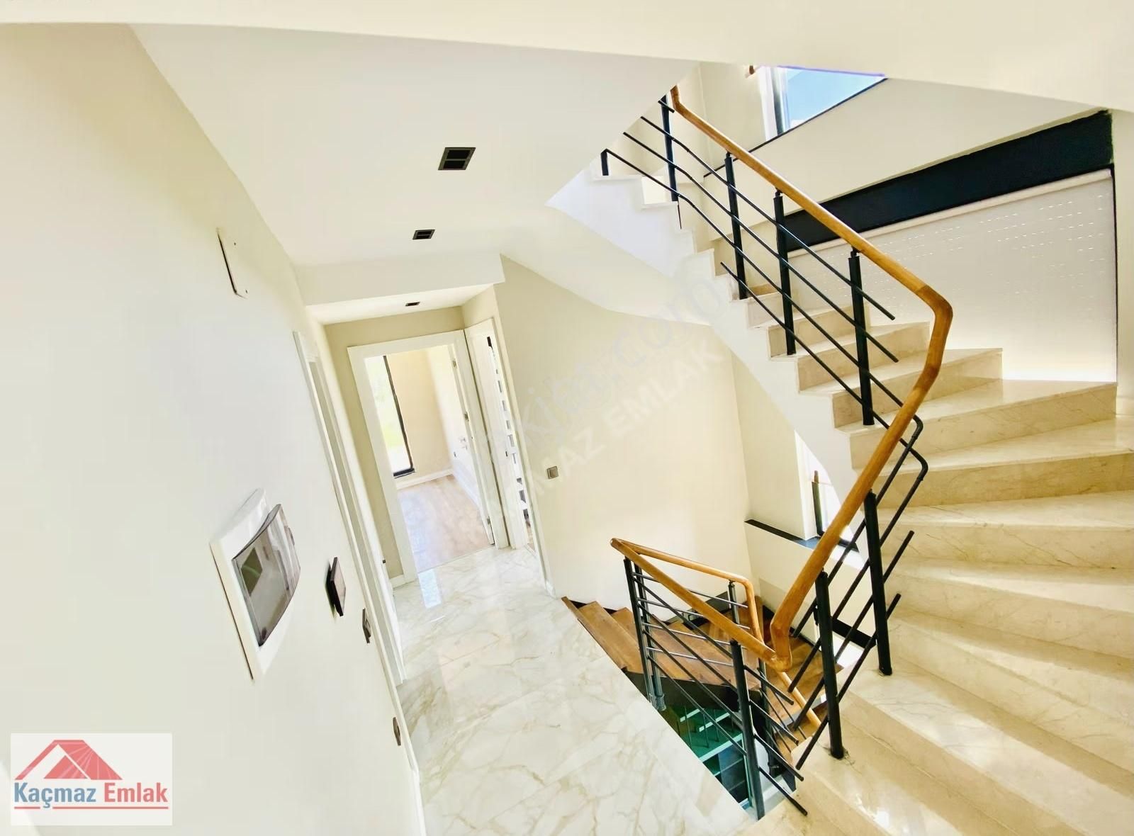 Fırsat!!! Evrendeki De Satılık Triplex - Görsel 14