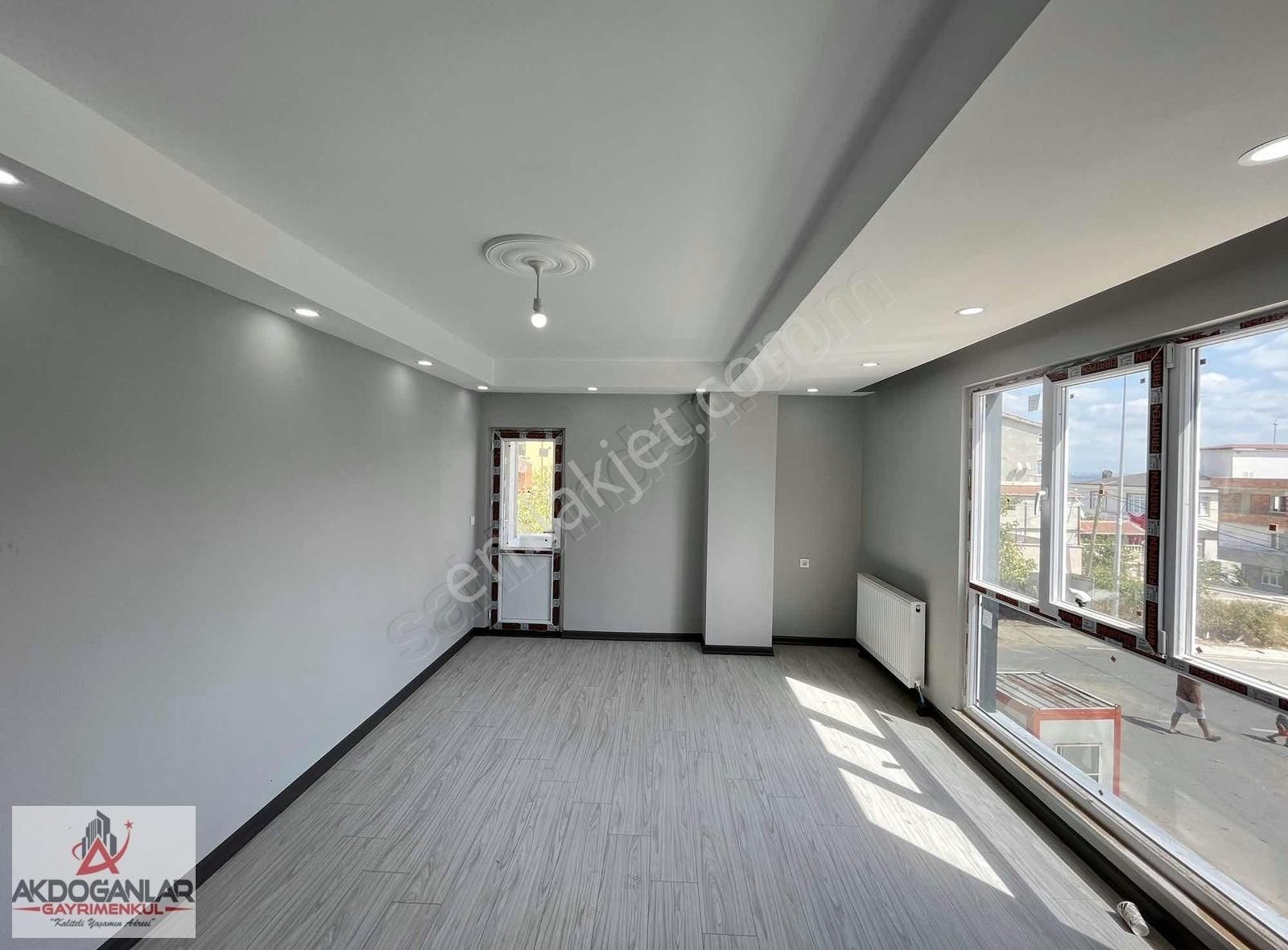 Akdoğanlardan İstasyon Tepe Mevkii Satılık Ön Cephe Sıfır 2+1 - Görsel 7