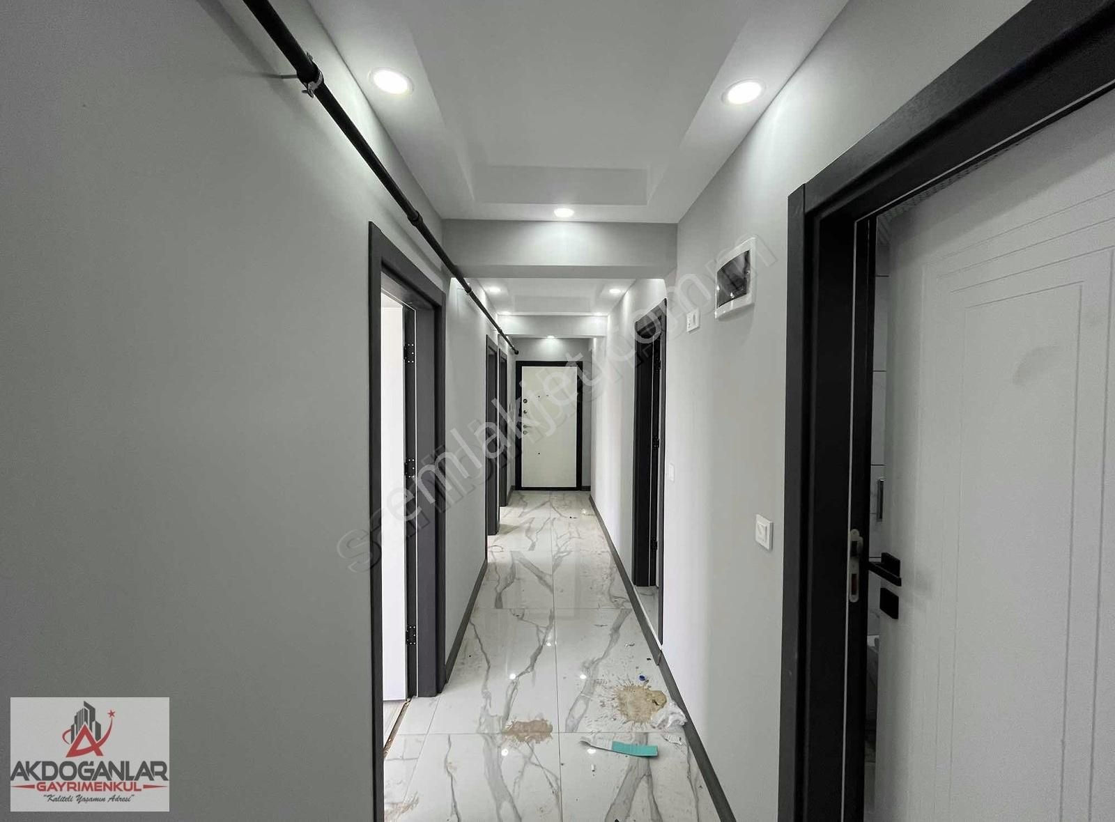 Akdoğanlardan İstasyon Tepe Mevkii Satılık Ön Cephe Sıfır 2+1 - Görsel 20