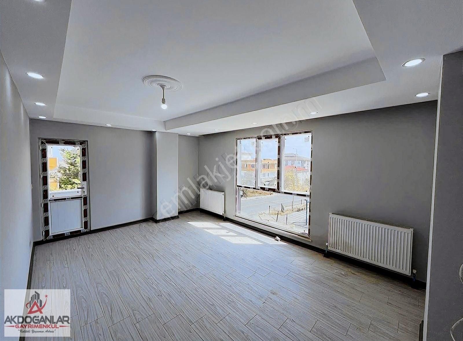 Akdoğanlardan İstasyon Tepe Mevkii Satılık Ön Cephe Sıfır 2+1 - Görsel 17