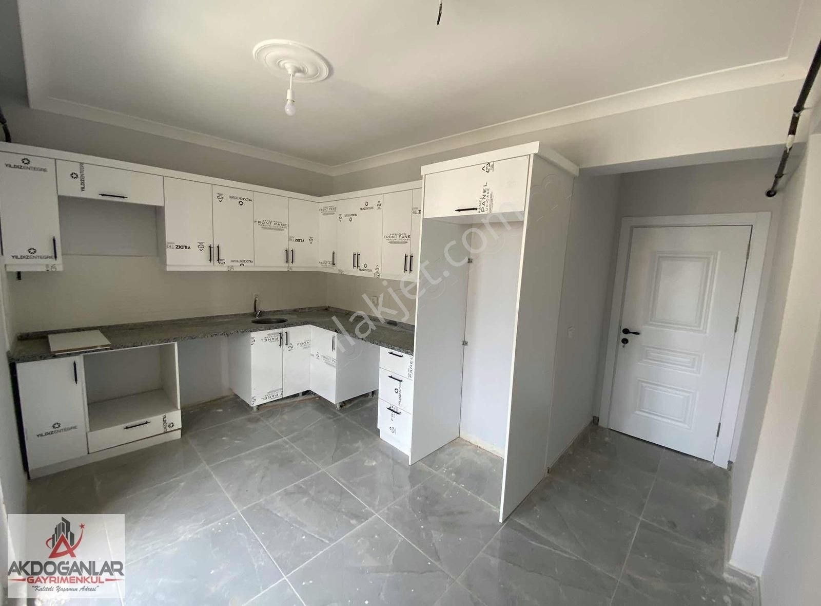 Akdoğanlardan İstasyonda Site İçinde Arakat İskanlı Satılık 3+1 - Görsel 15