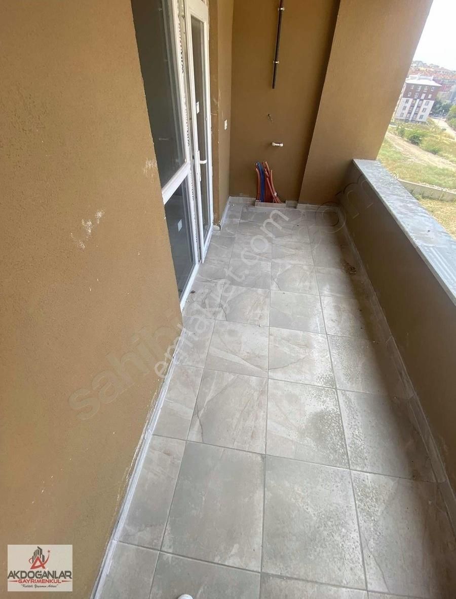 Akdoğanlardan İstasyonda Site İçinde Arakat İskanlı Satılık 3+1 - Görsel 3