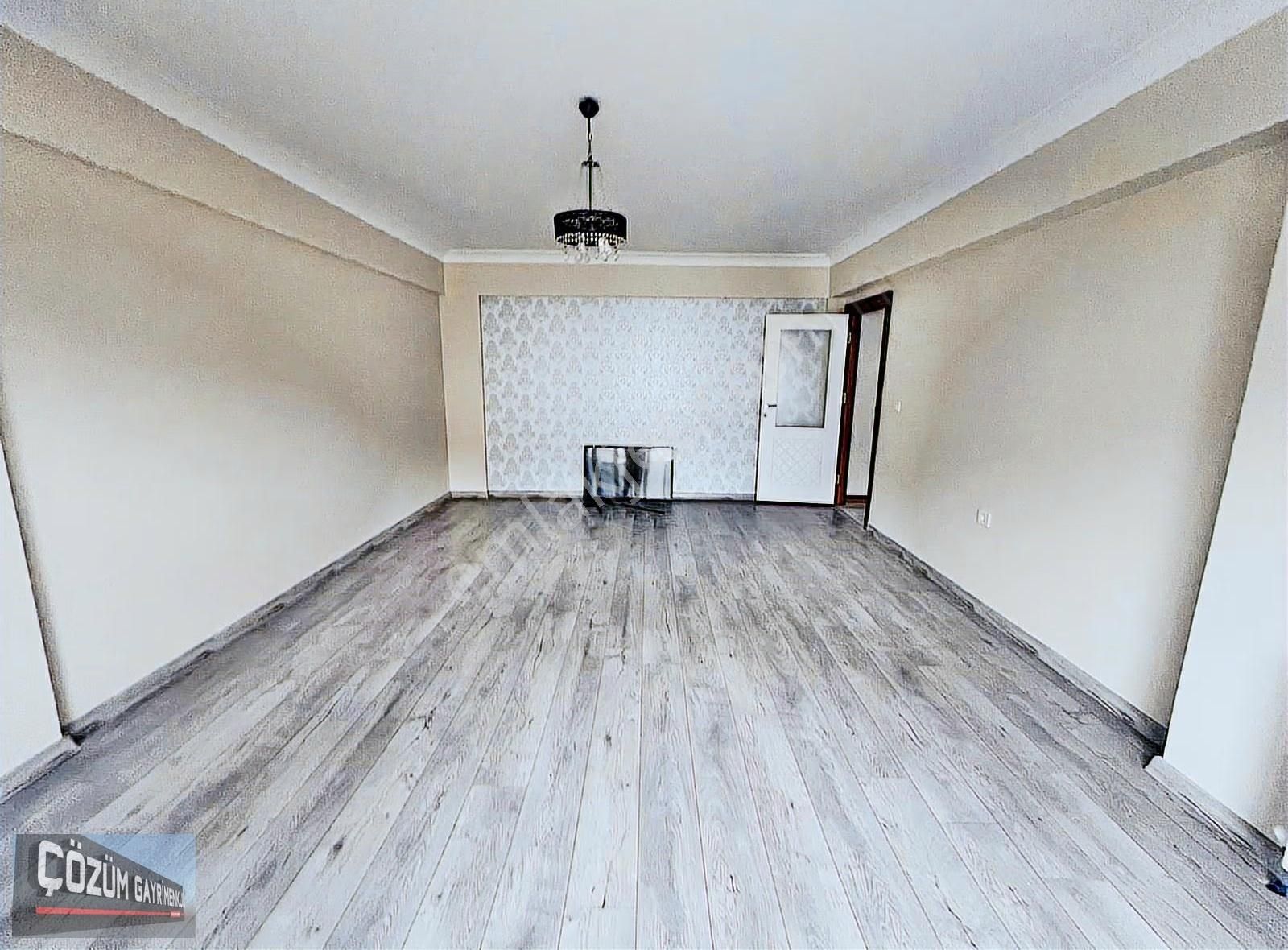 Orta Kat 3+1 Ön Güney İskanlı,kombili,çift Banyo,cam Balkonlu - Görsel 5