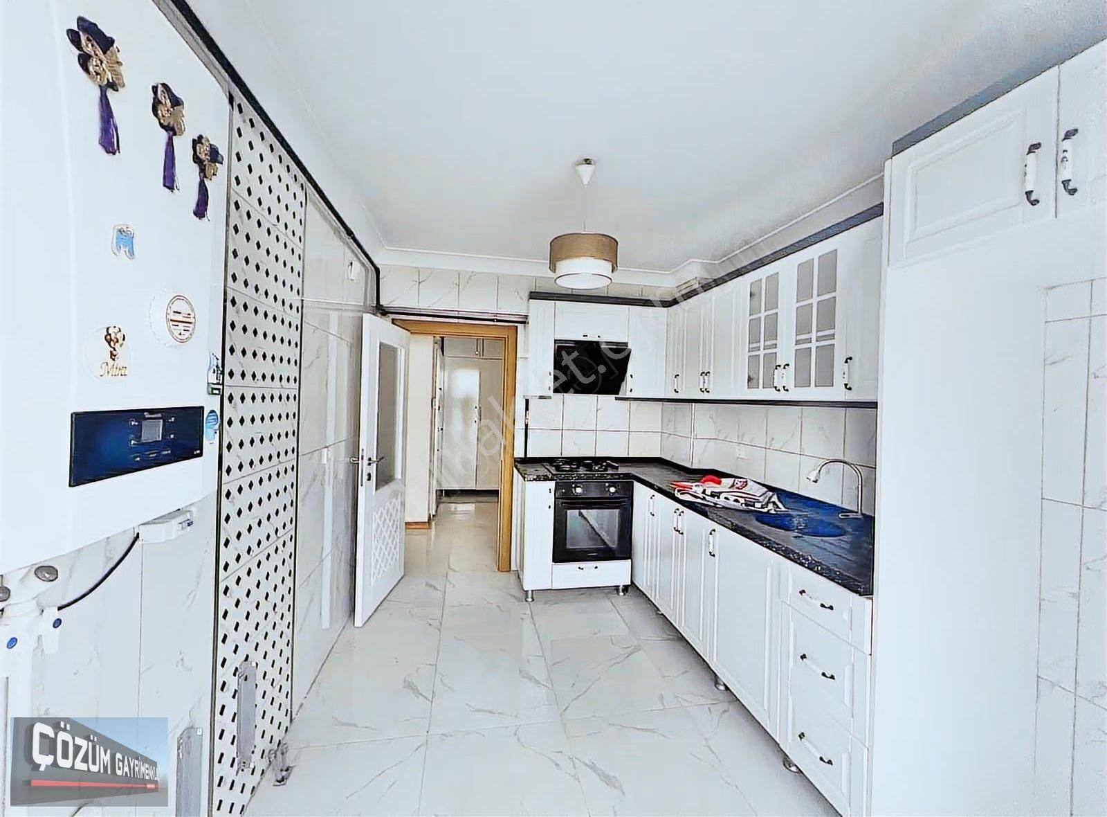 Orta Kat 3+1 Ön Güney İskanlı,kombili,çift Banyo,cam Balkonlu - Görsel 25