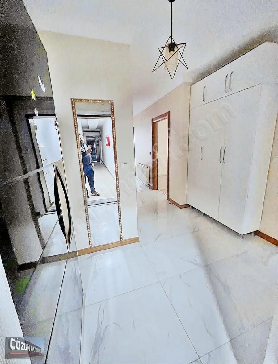 Orta Kat 3+1 Ön Güney İskanlı,kombili,çift Banyo,cam Balkonlu - Görsel 18